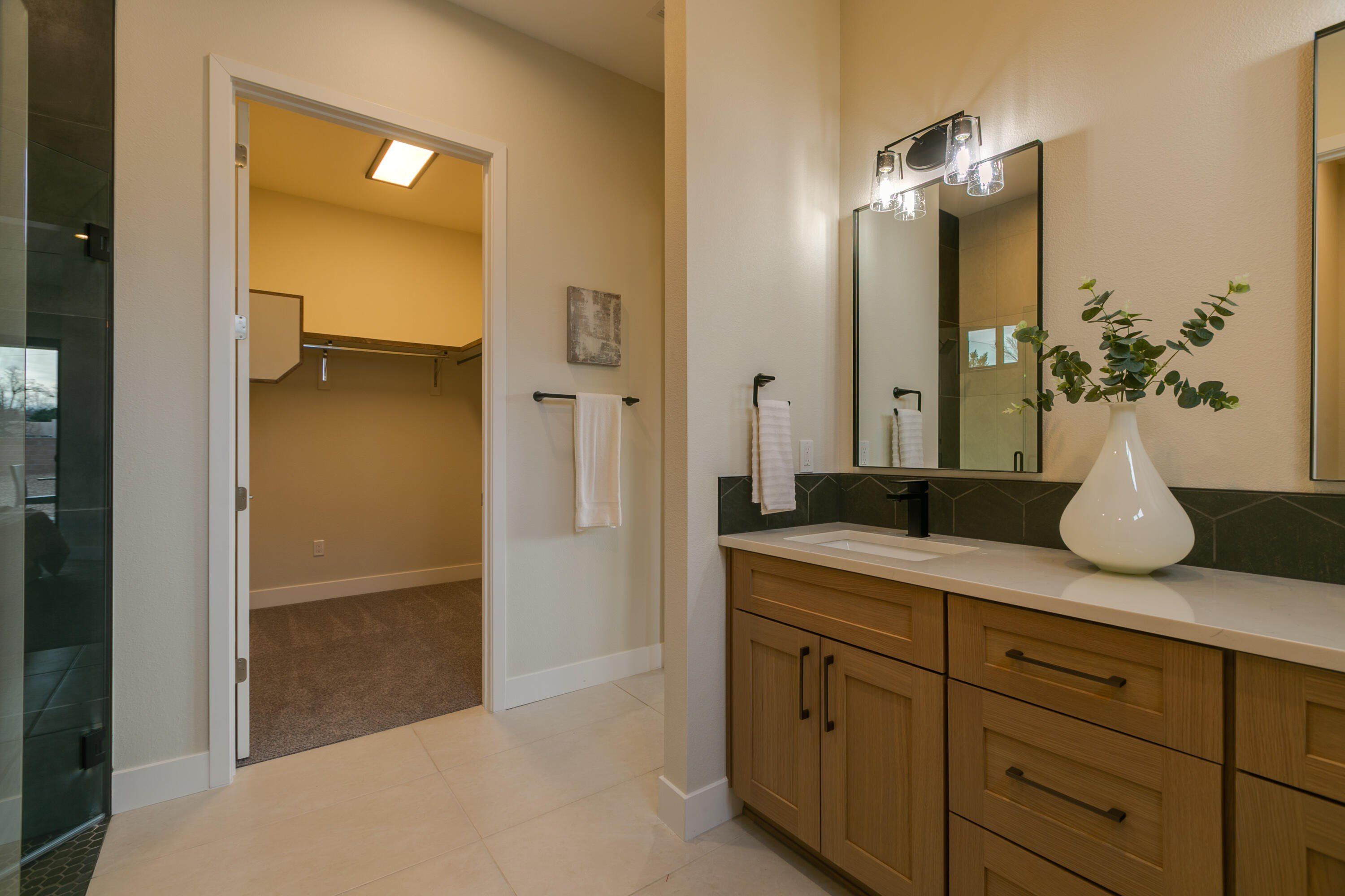 506 Camino Espanol Nw. Albuquerque, NM 87107