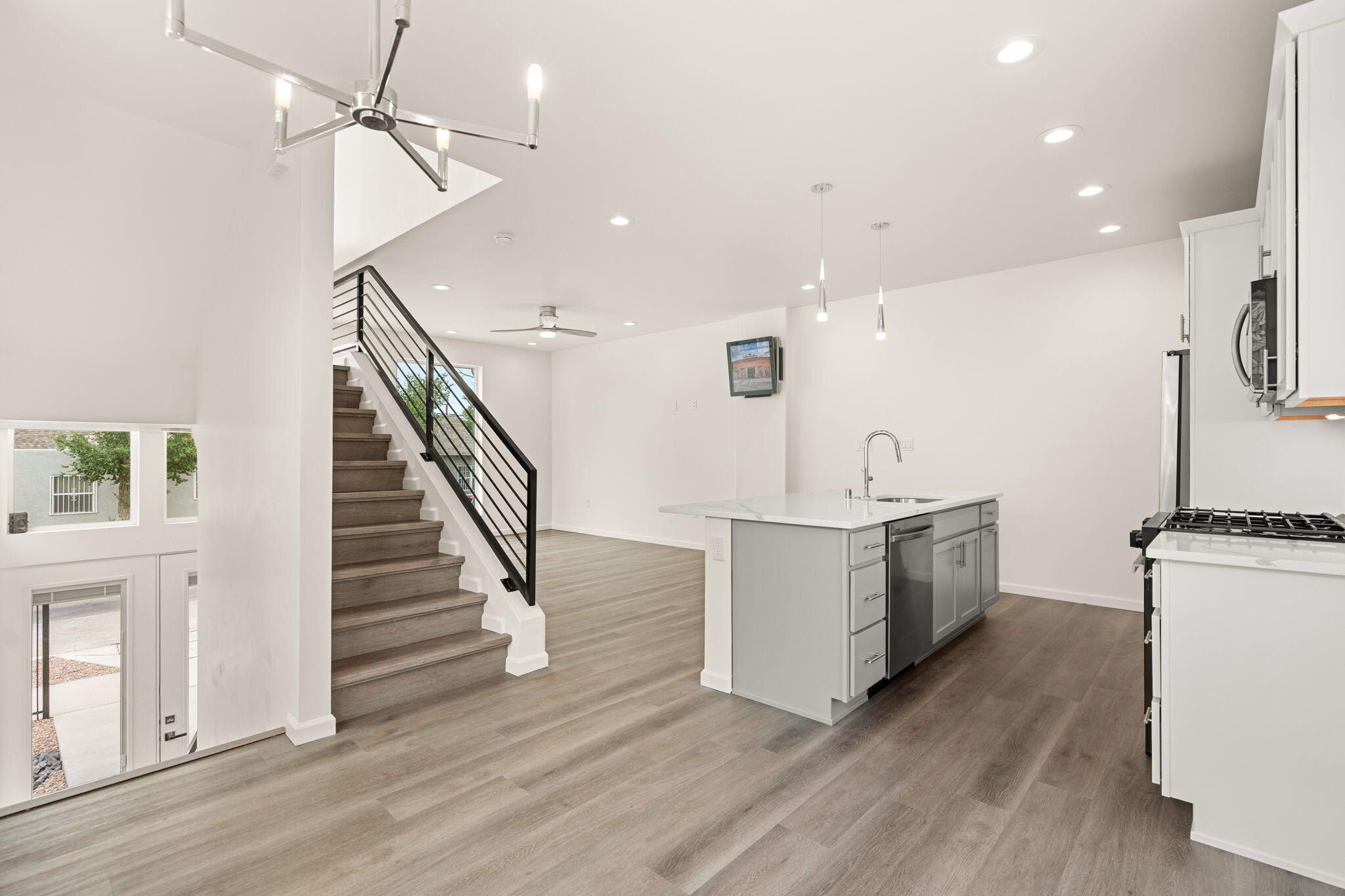 233 Stover Avenue Sw. Albuquerque, NM 87102