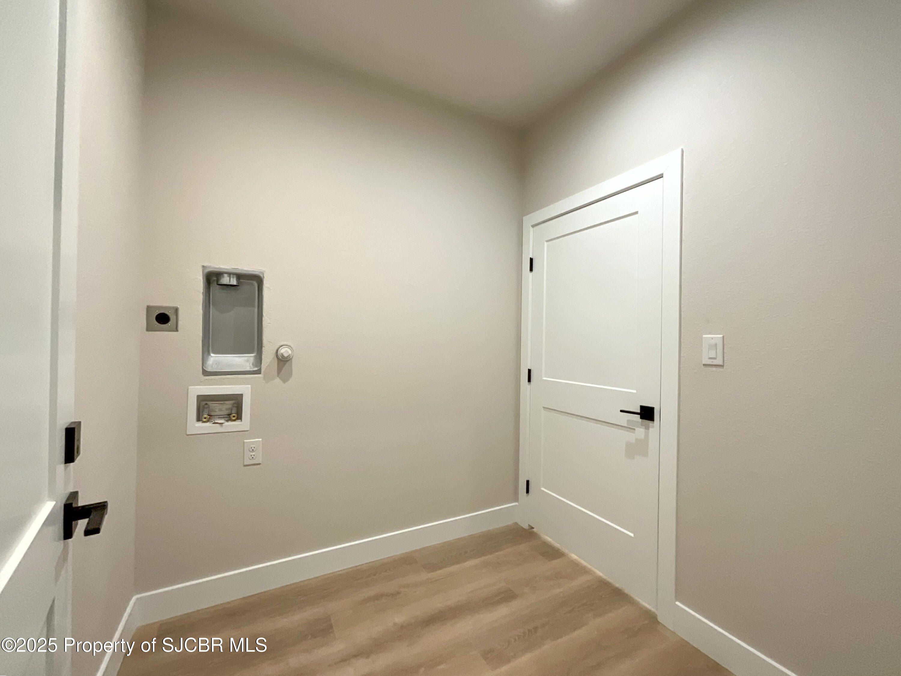 5728 Chance Lane. Farmington, NM 87402