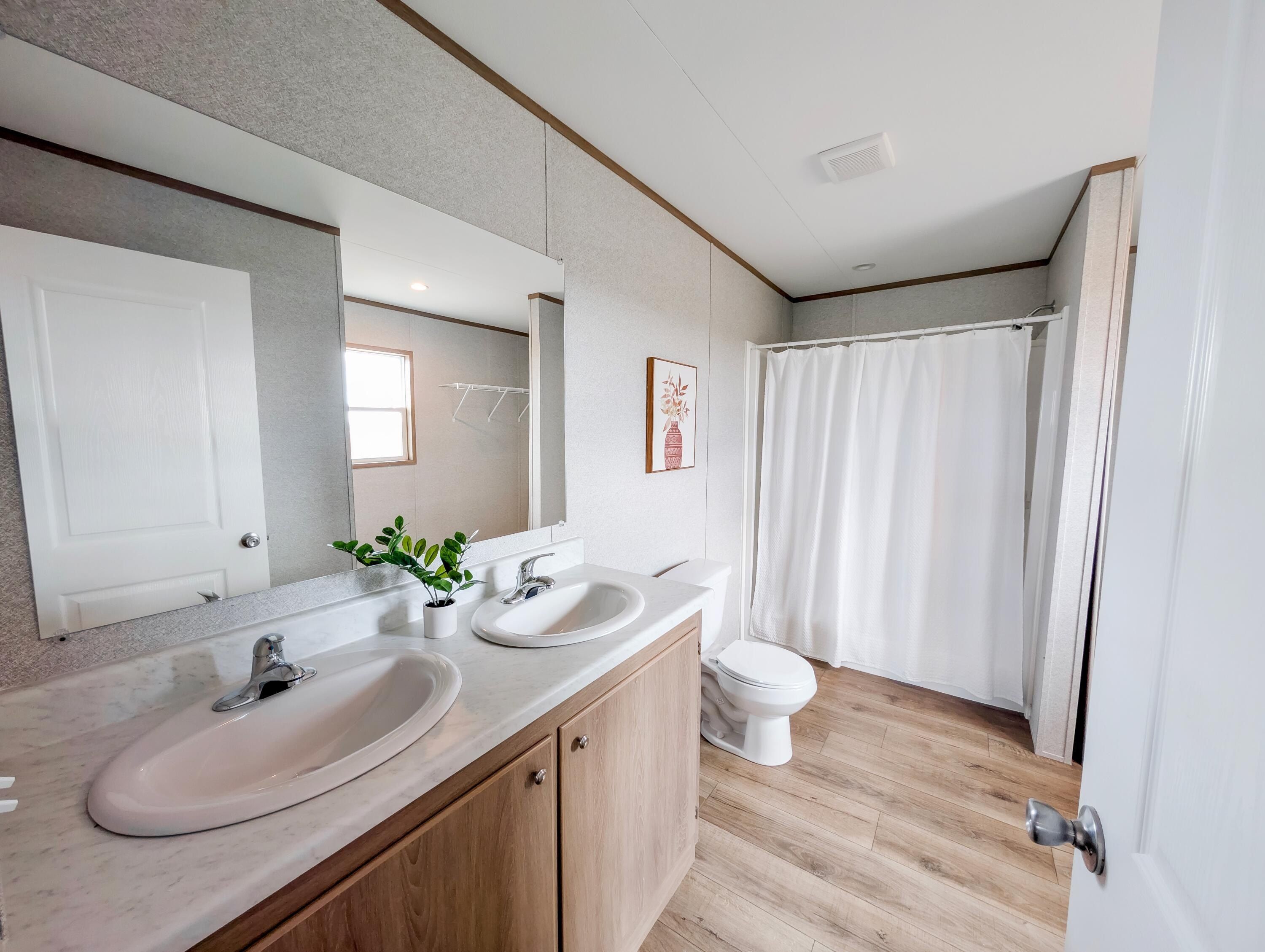 70 Broadmoor Road. Moriarty, NM 87035