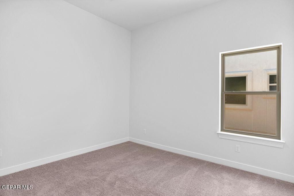 128 Organ Trail. Santa Teresa, NM 88008