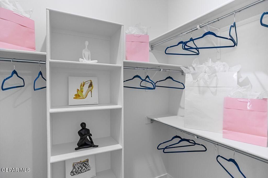 1119 Bronze Hill Avenue. Sunland Park, NM 88063