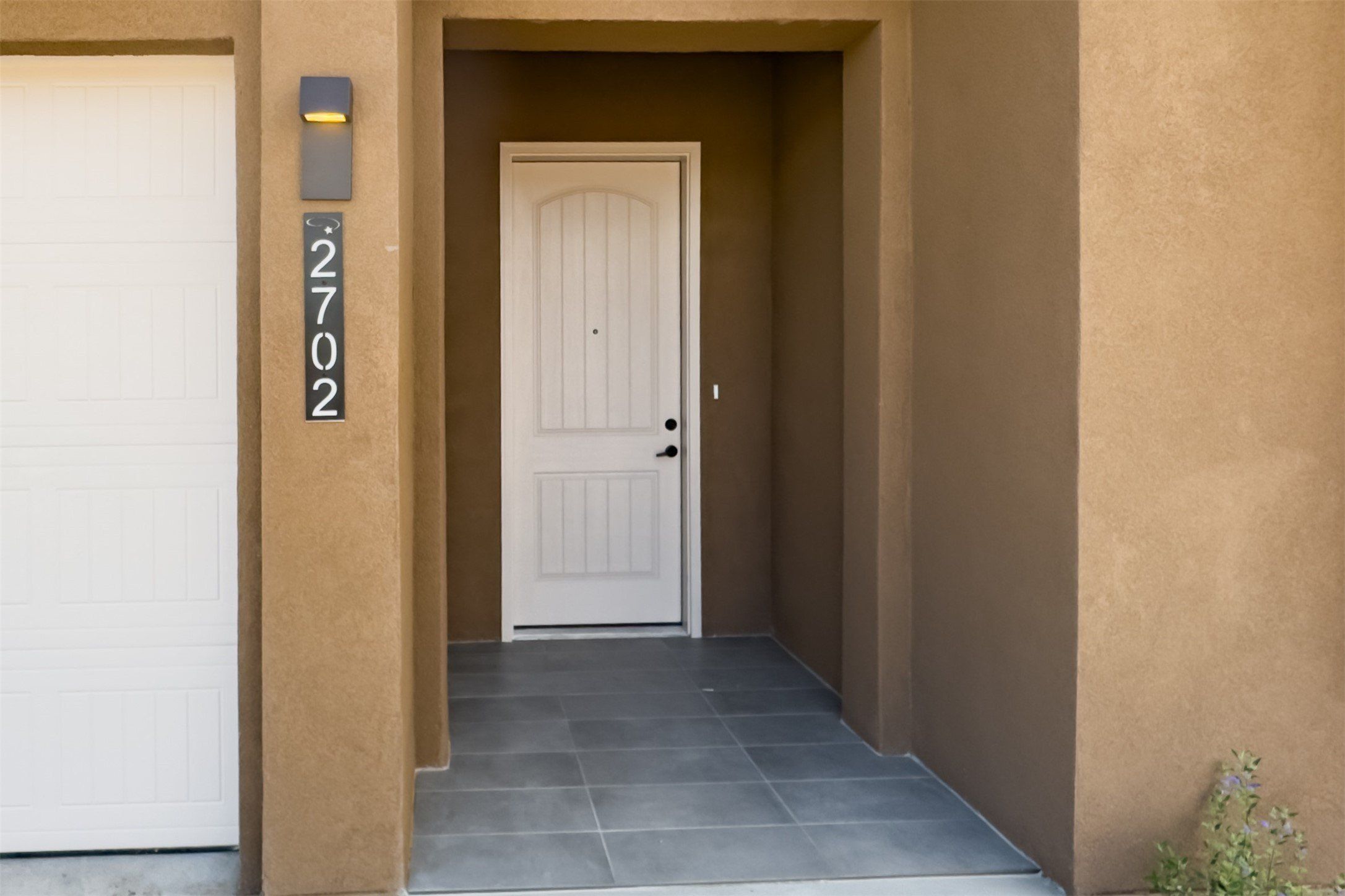 2702 La Luz De Cristo. Santa Fe, NM 87507