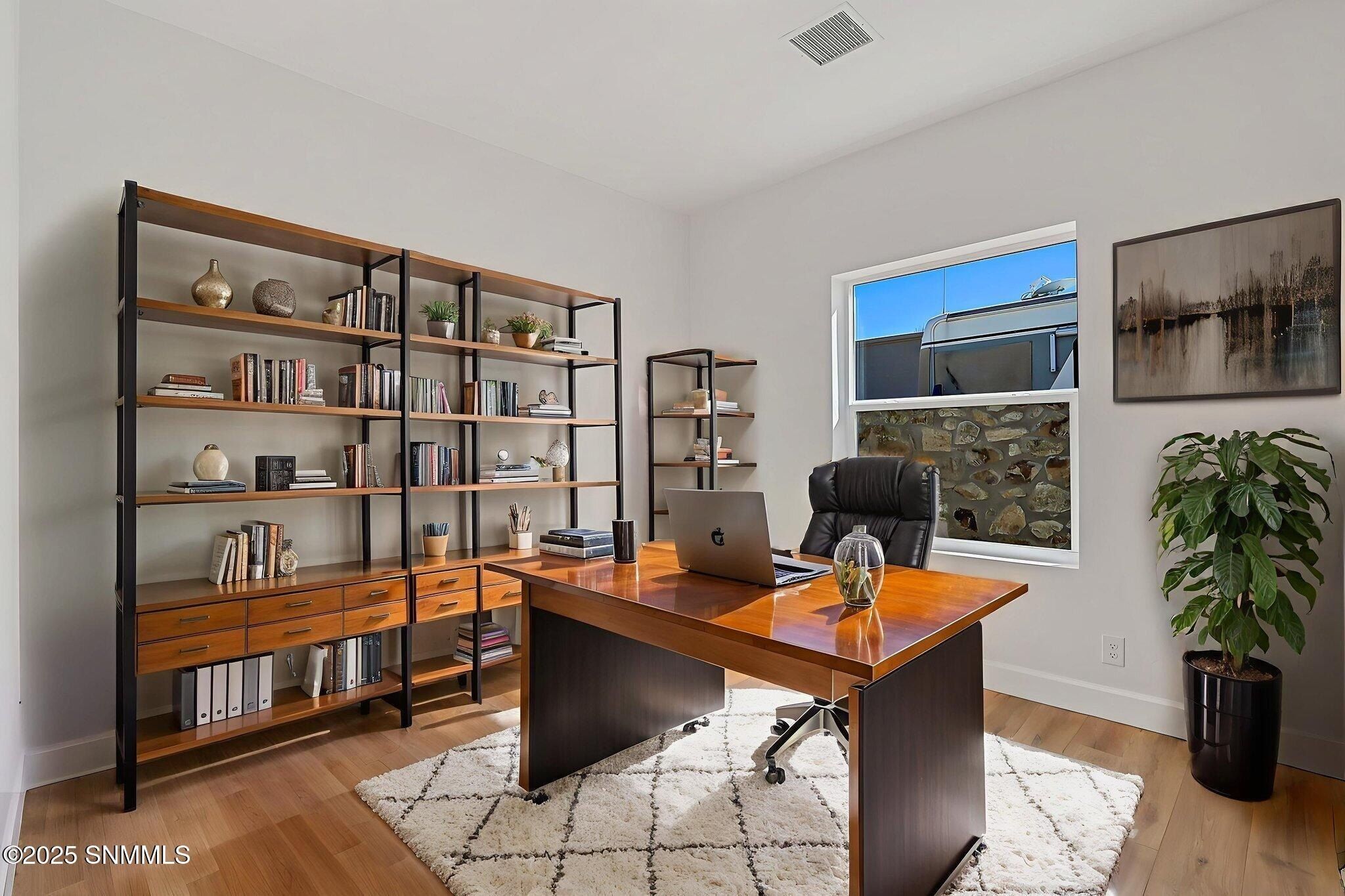 1404 S Tularosa Street. Deming, NM 88030