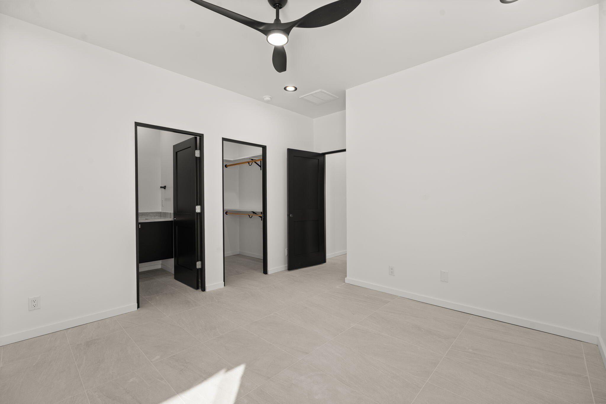 1215 Coronado Road. Corrales, NM 87048