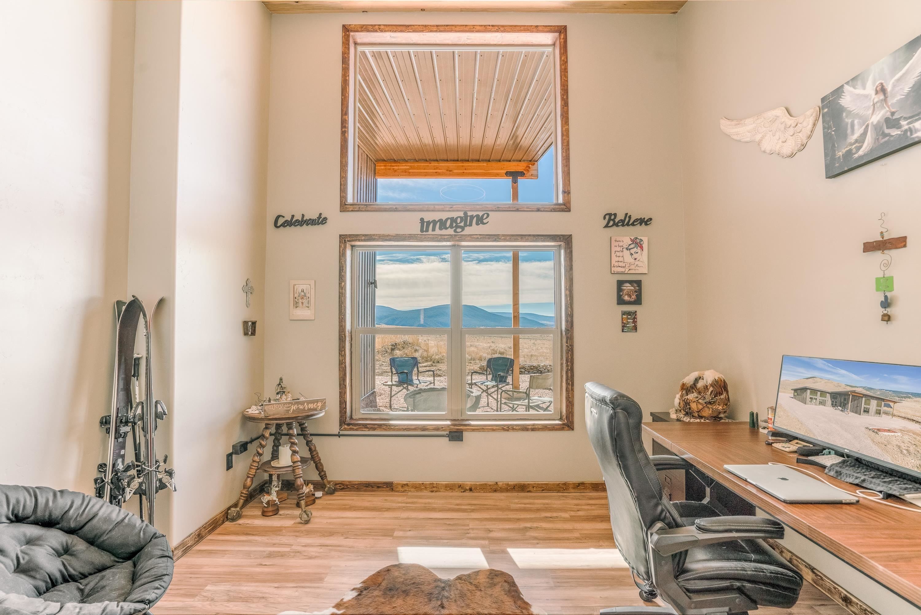 17 Valley View Lane. Eagle Nest, NM 87718