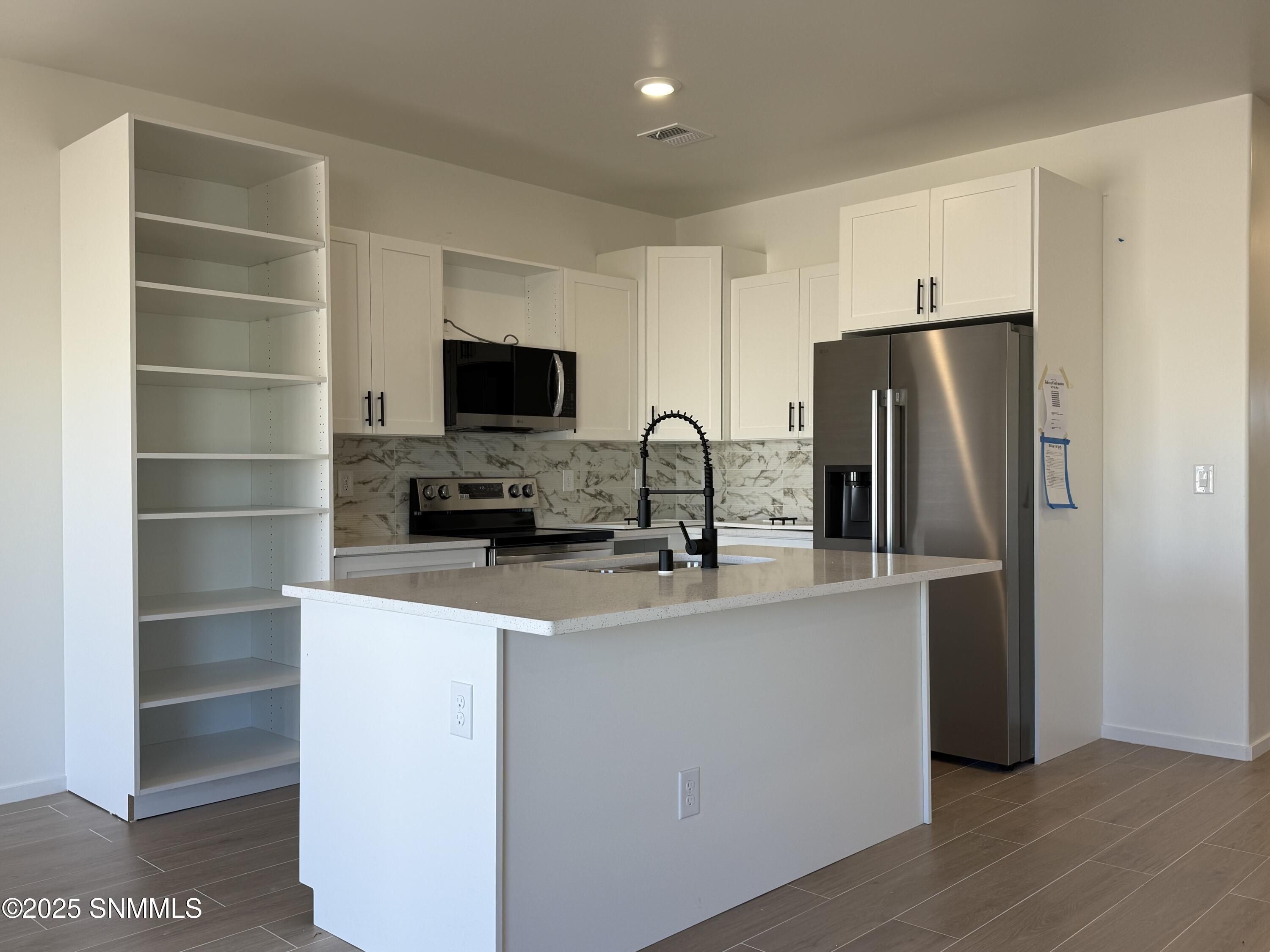 7672 Alila Way. Las Cruces, NM 88012