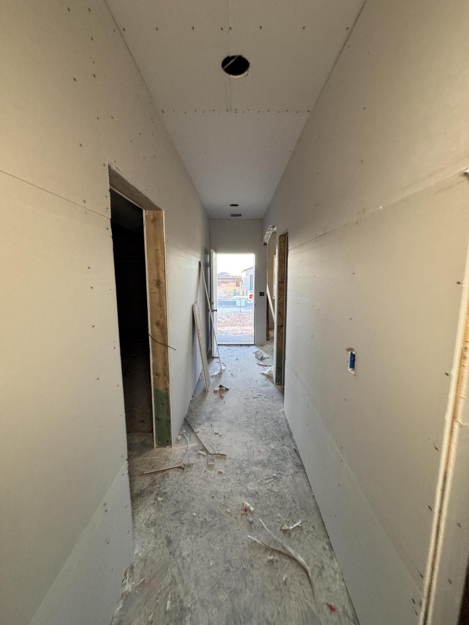 2684 Seaforth Circle Ne. Rio Rancho, NM 87144