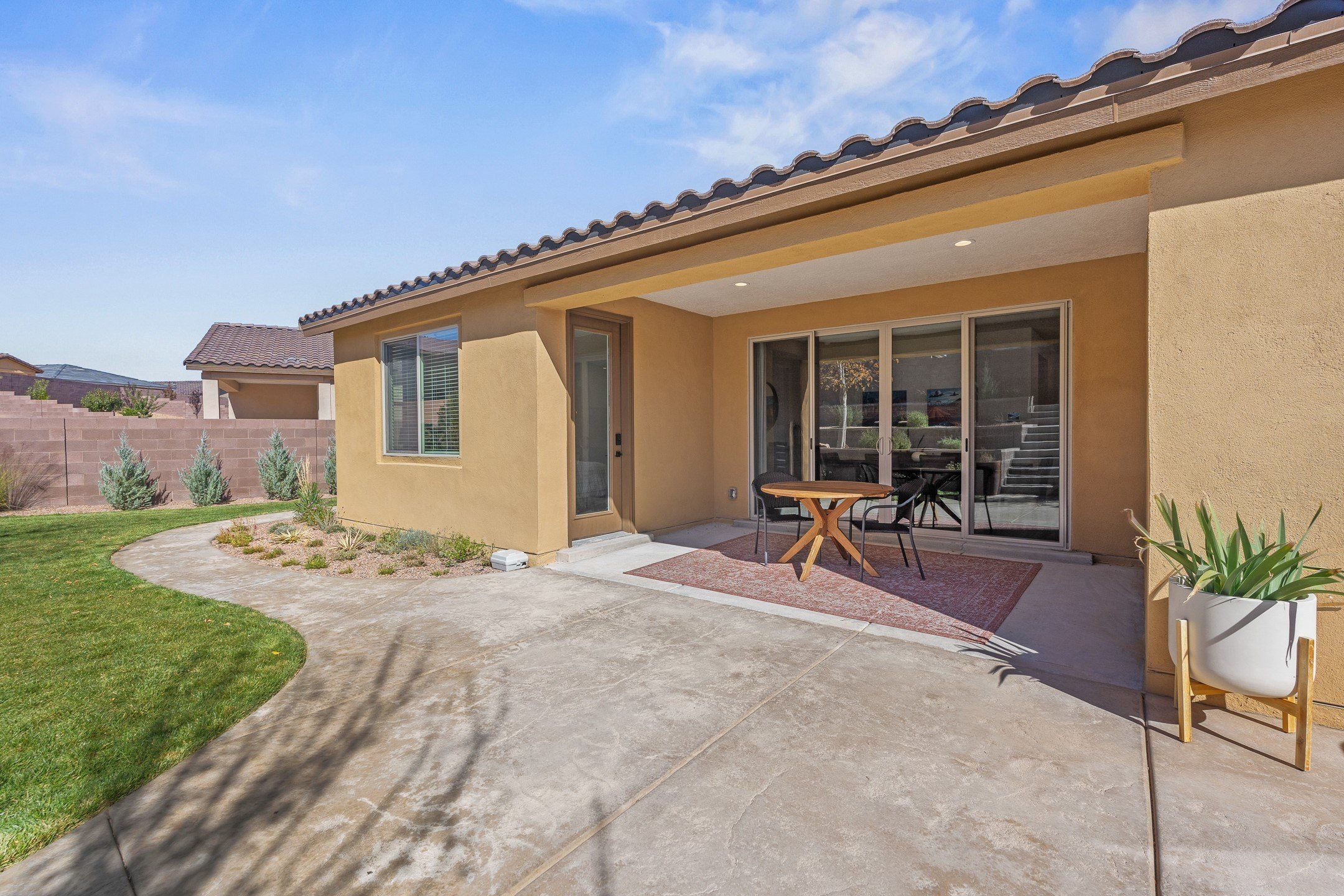 5417 Redtop Street Ne. Rio Rancho, NM 87144