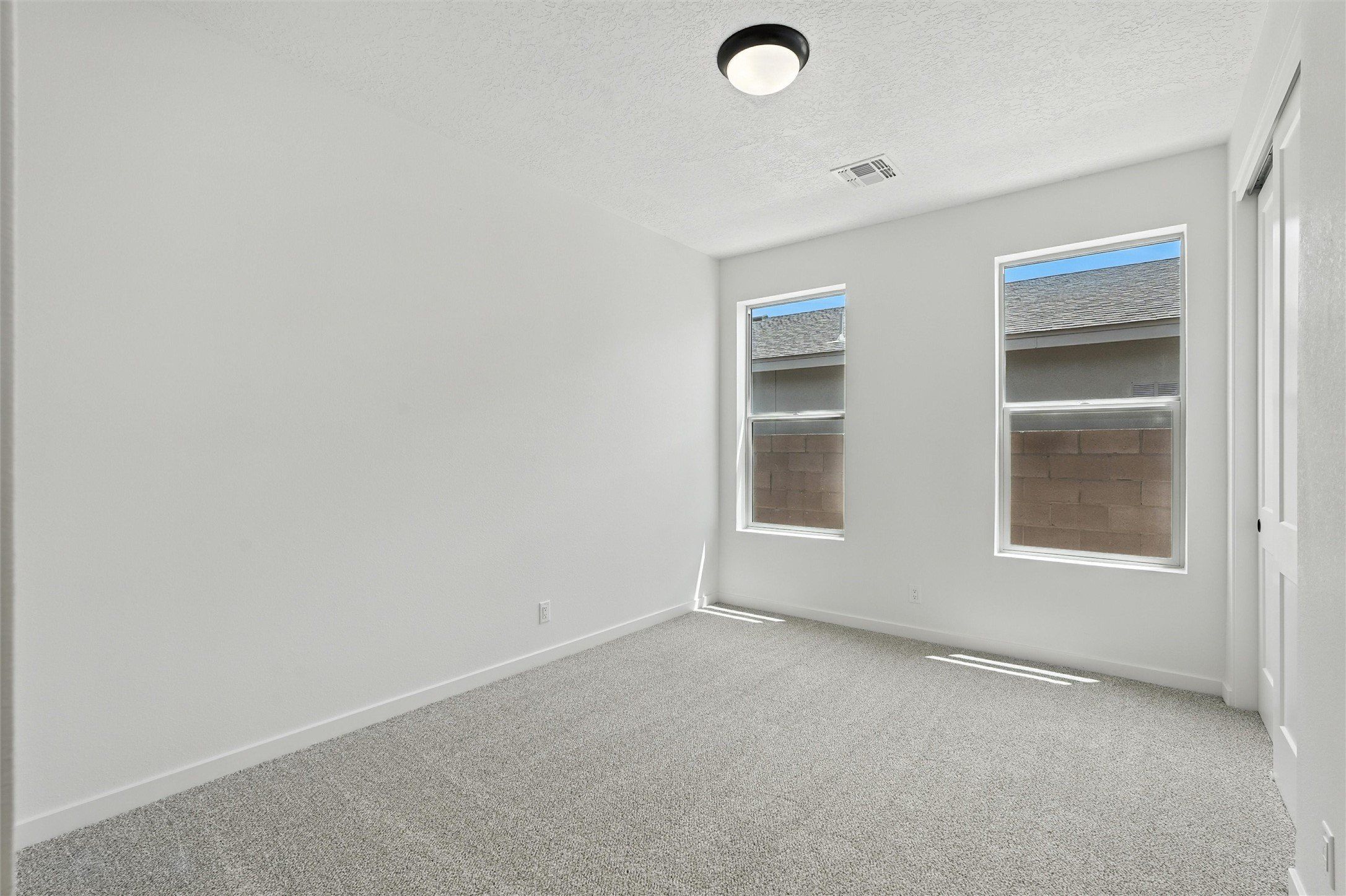 75 Cadena Boulevard. Los Alamos, NM 87547