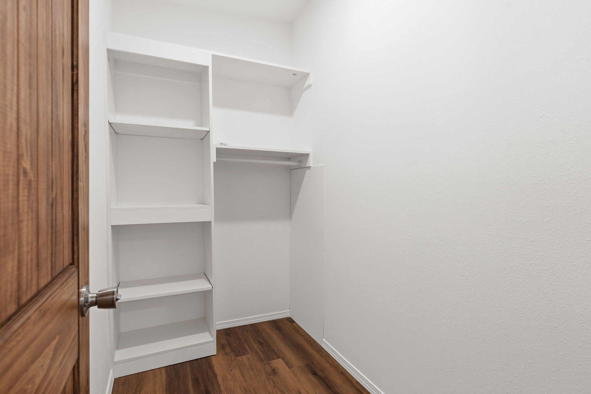 38 Private Drive 1548. Hernandez, NM 87537