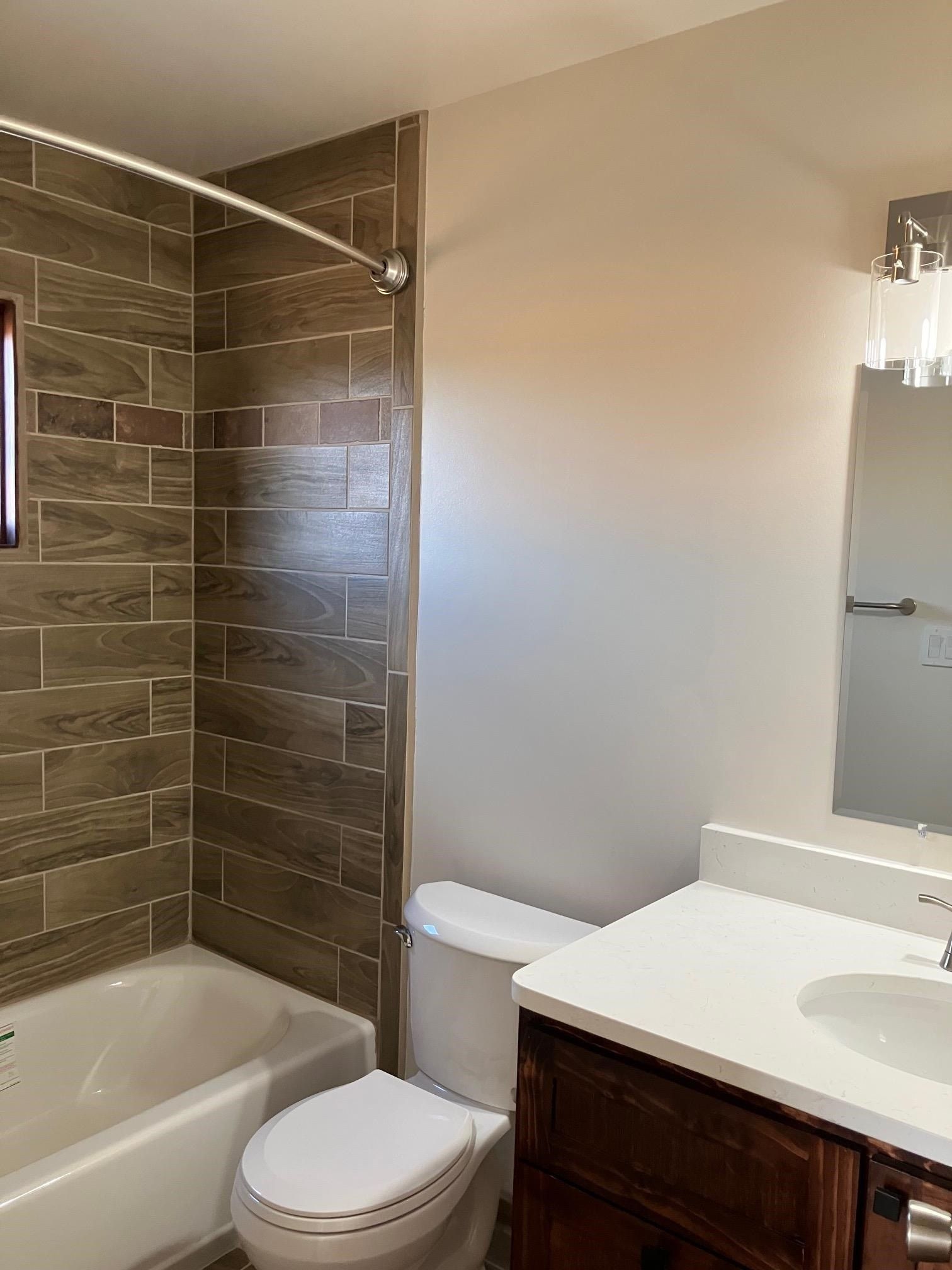 6 Seco Lane. Taos, NM 87571