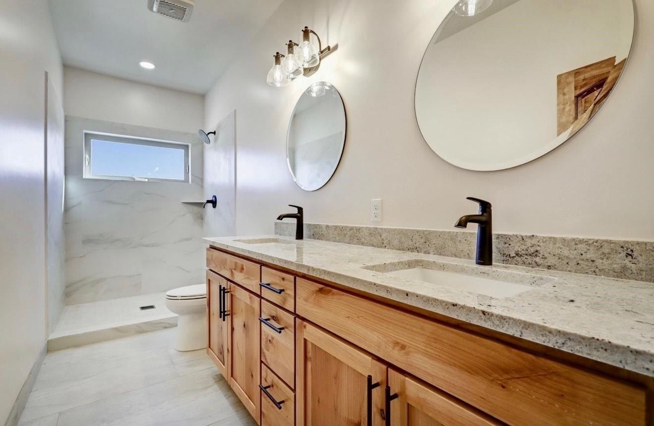 9 Taos Vista. Taos, NM 87571