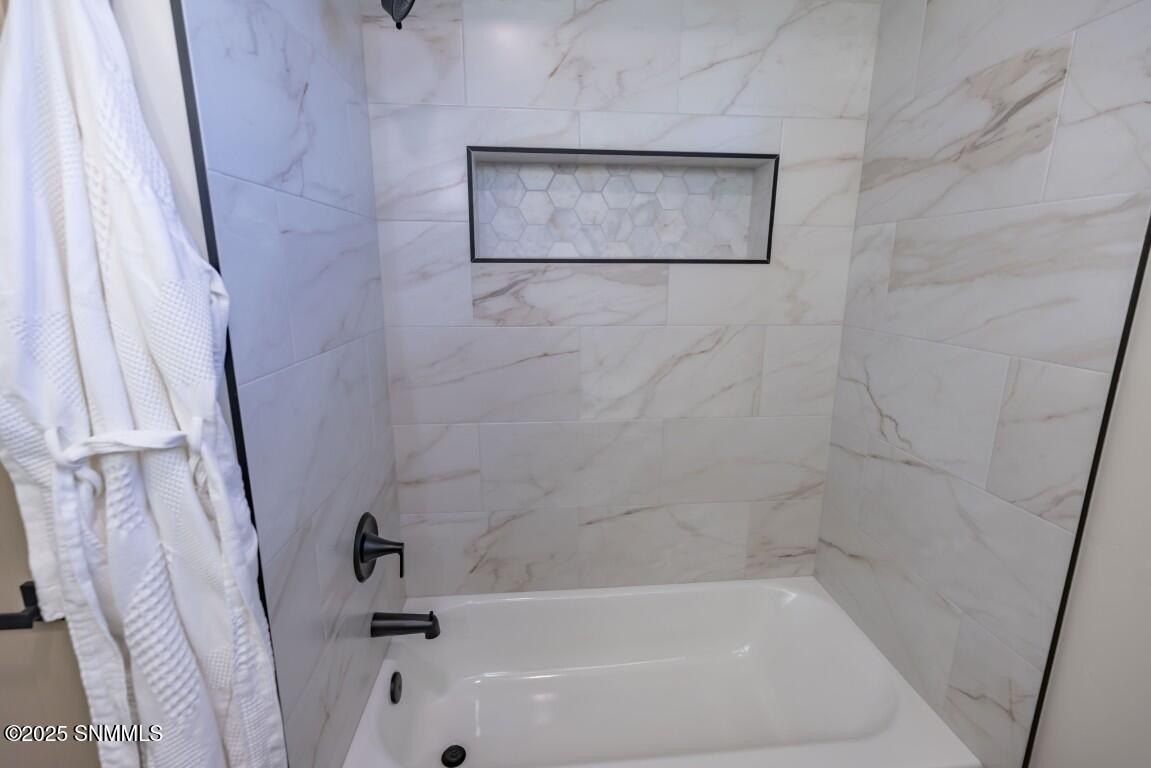 6733 Malibu Avenue. Las Cruces, NM 88012