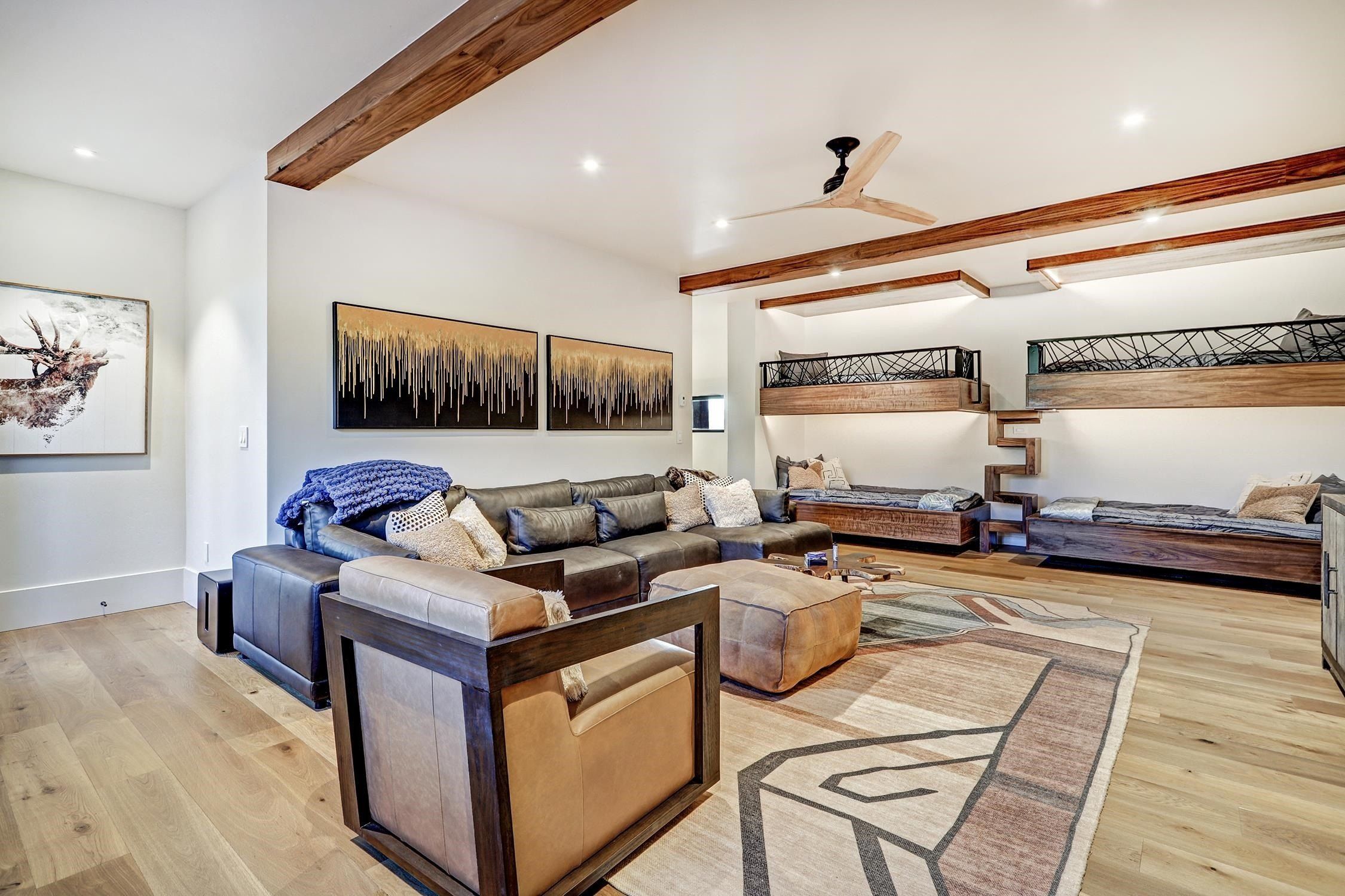 171 El Camino Real. Angel Fire, NM 87710