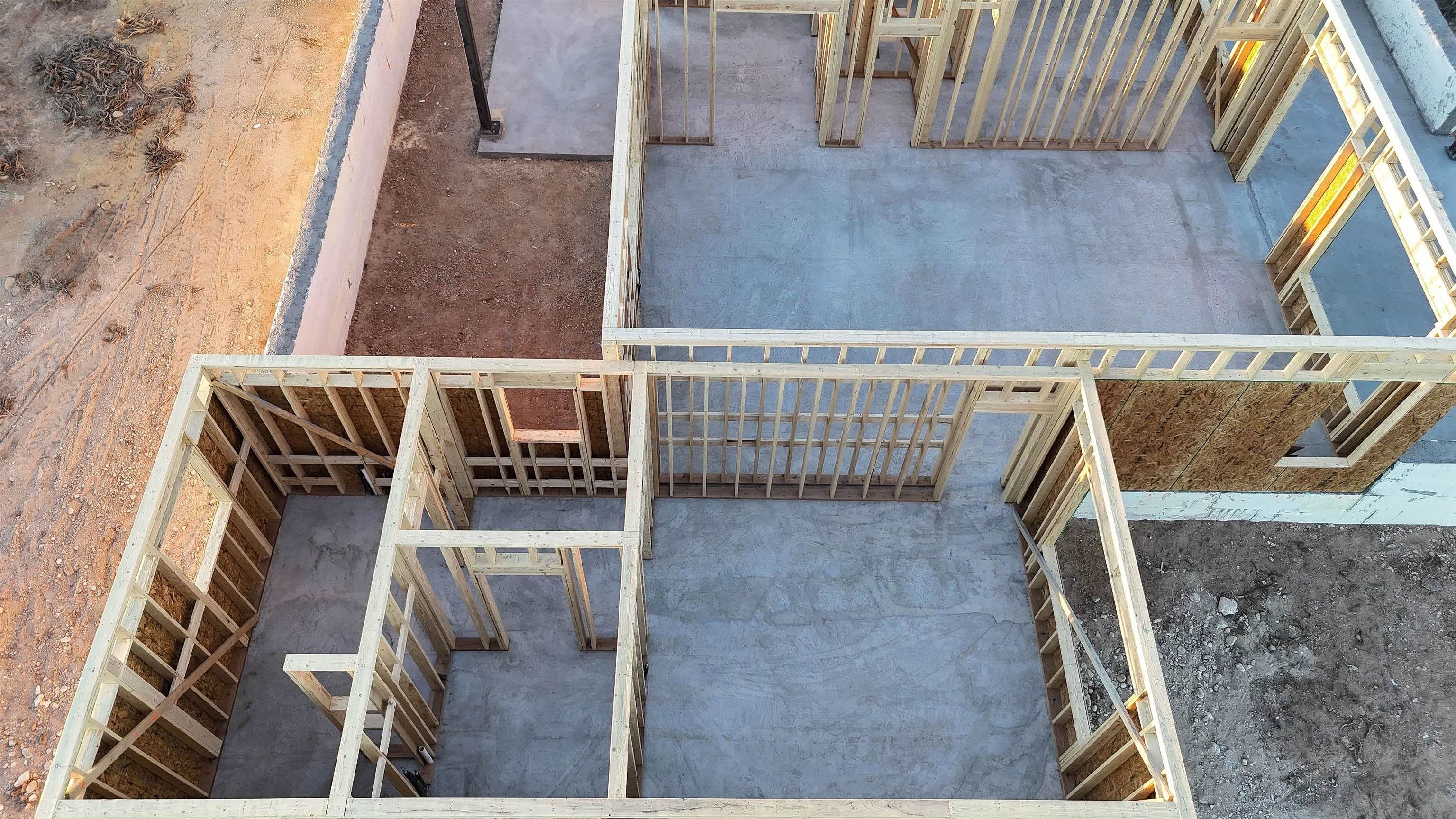 26A Buggy Road. El Prado, NM 87529