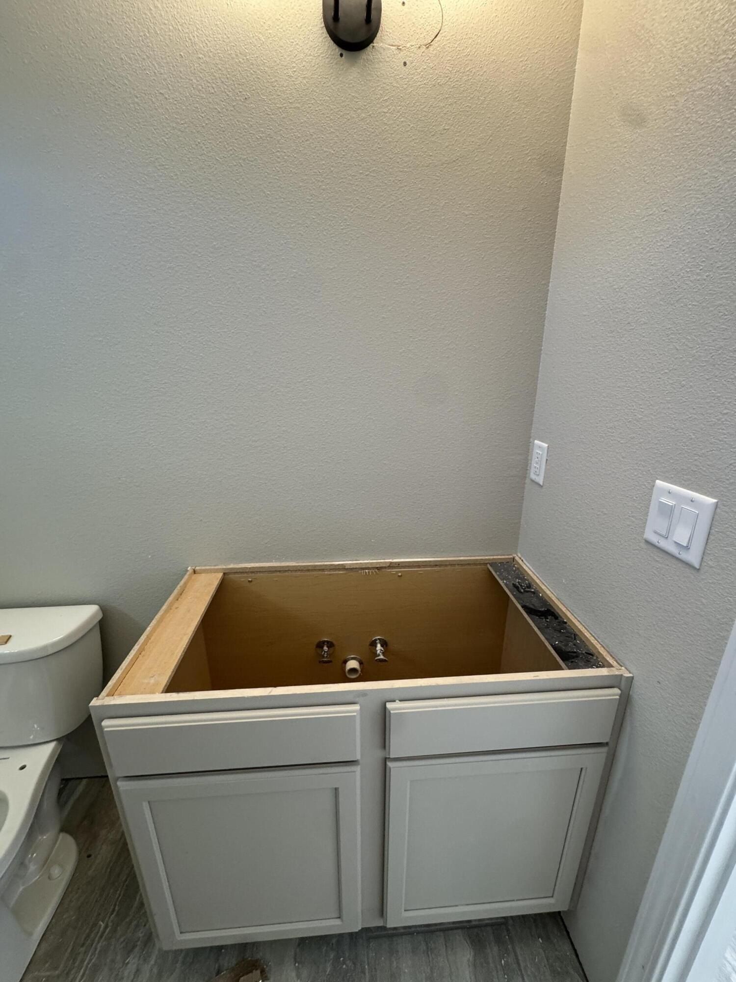 4824 Manzano Peak Street Sw. Los Lunas, NM 87031