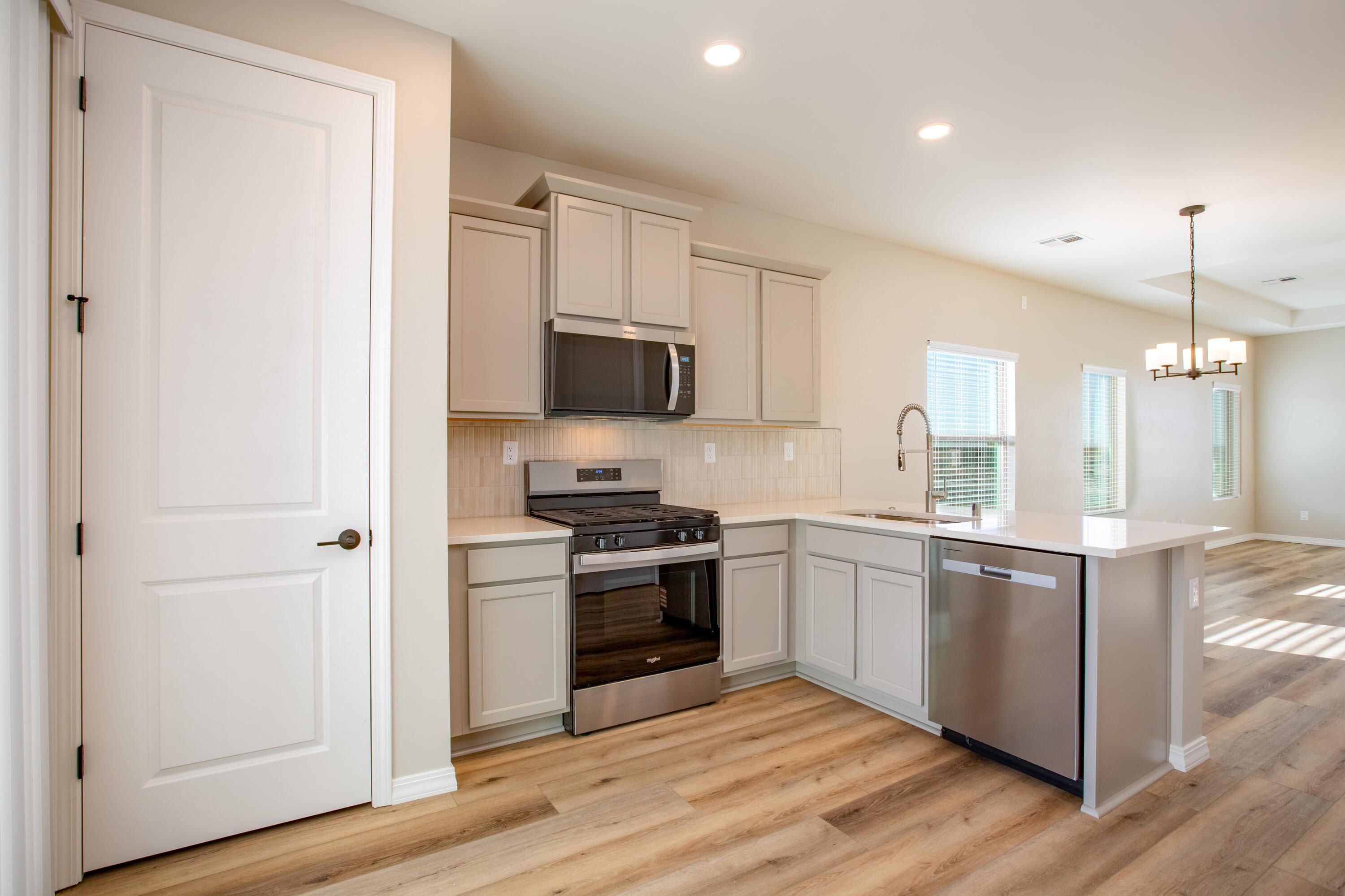 6048 Diebenkorn Drive Se. Albuquerque, NM 87106