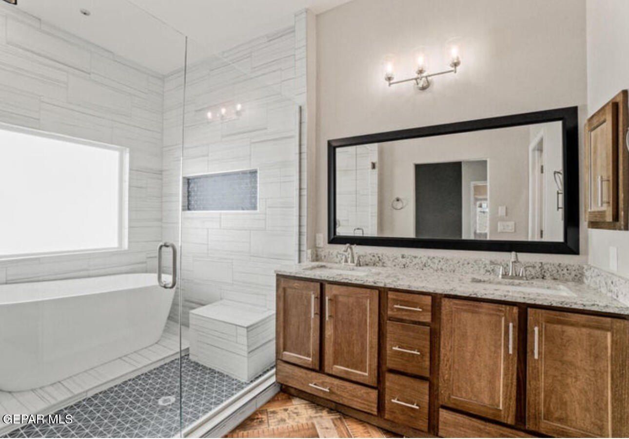 231 Bonnie Trail. Sunland Park, NM 88063