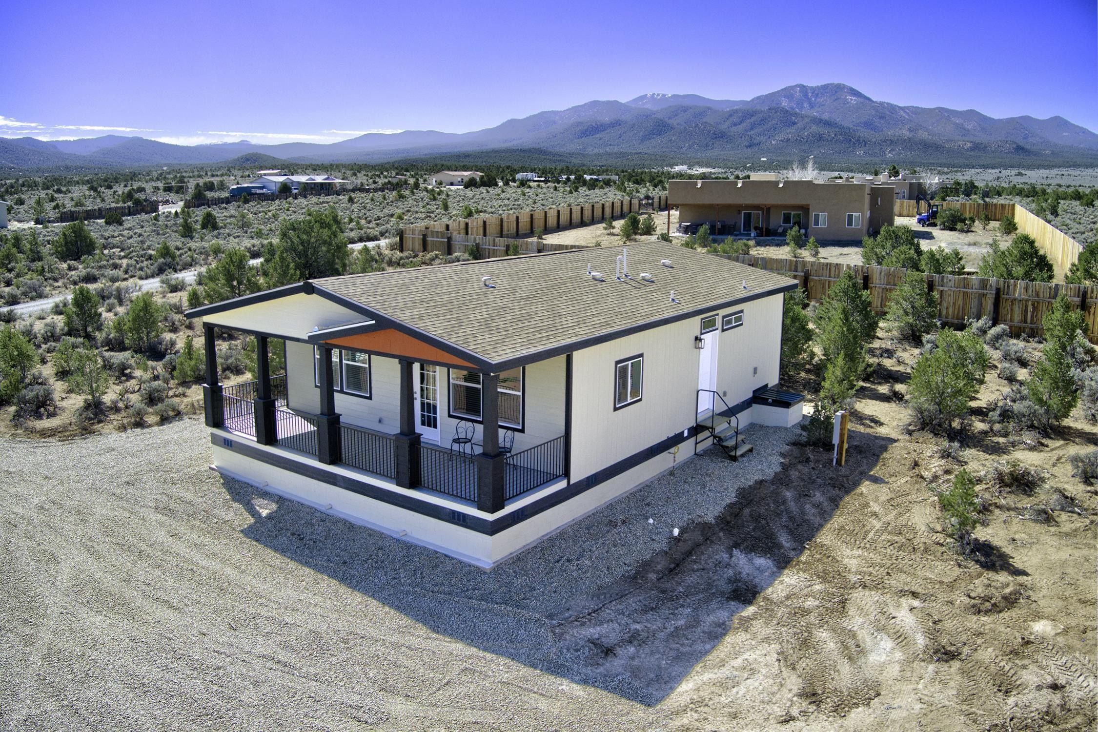 11 Camino De Mondragon. Ranchos De Taos, NM 87557