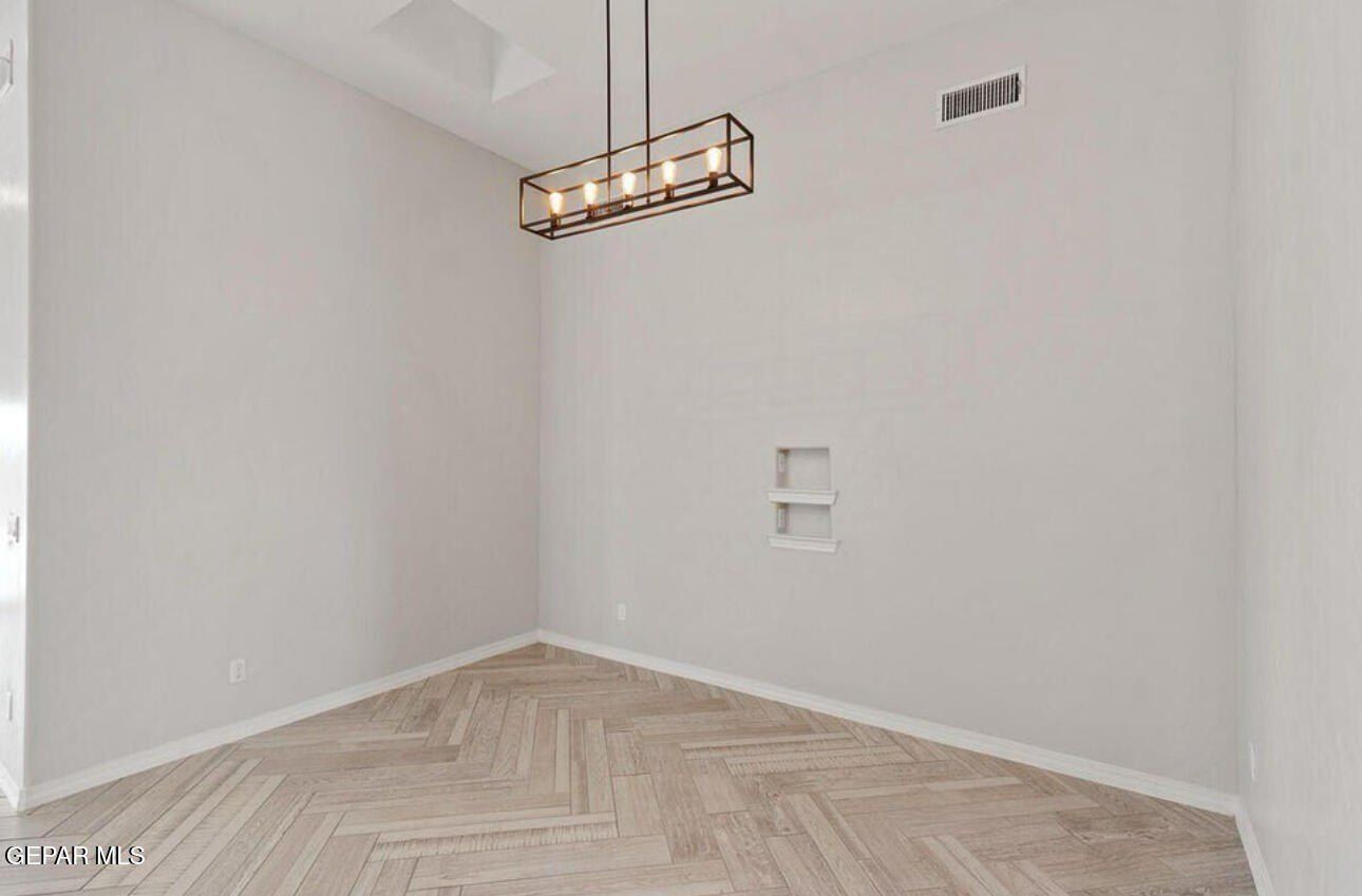 218 Bonnie Trail. Sunland Park, NM 88063