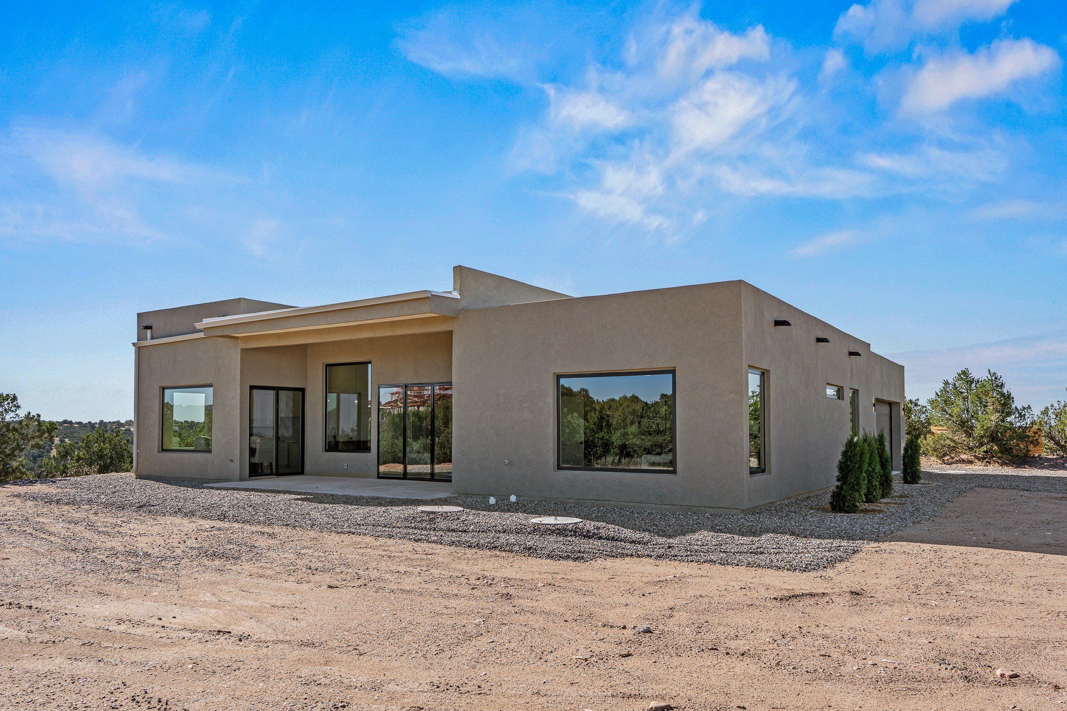 25 Vista Valle Circle. Lamy, NM 87540