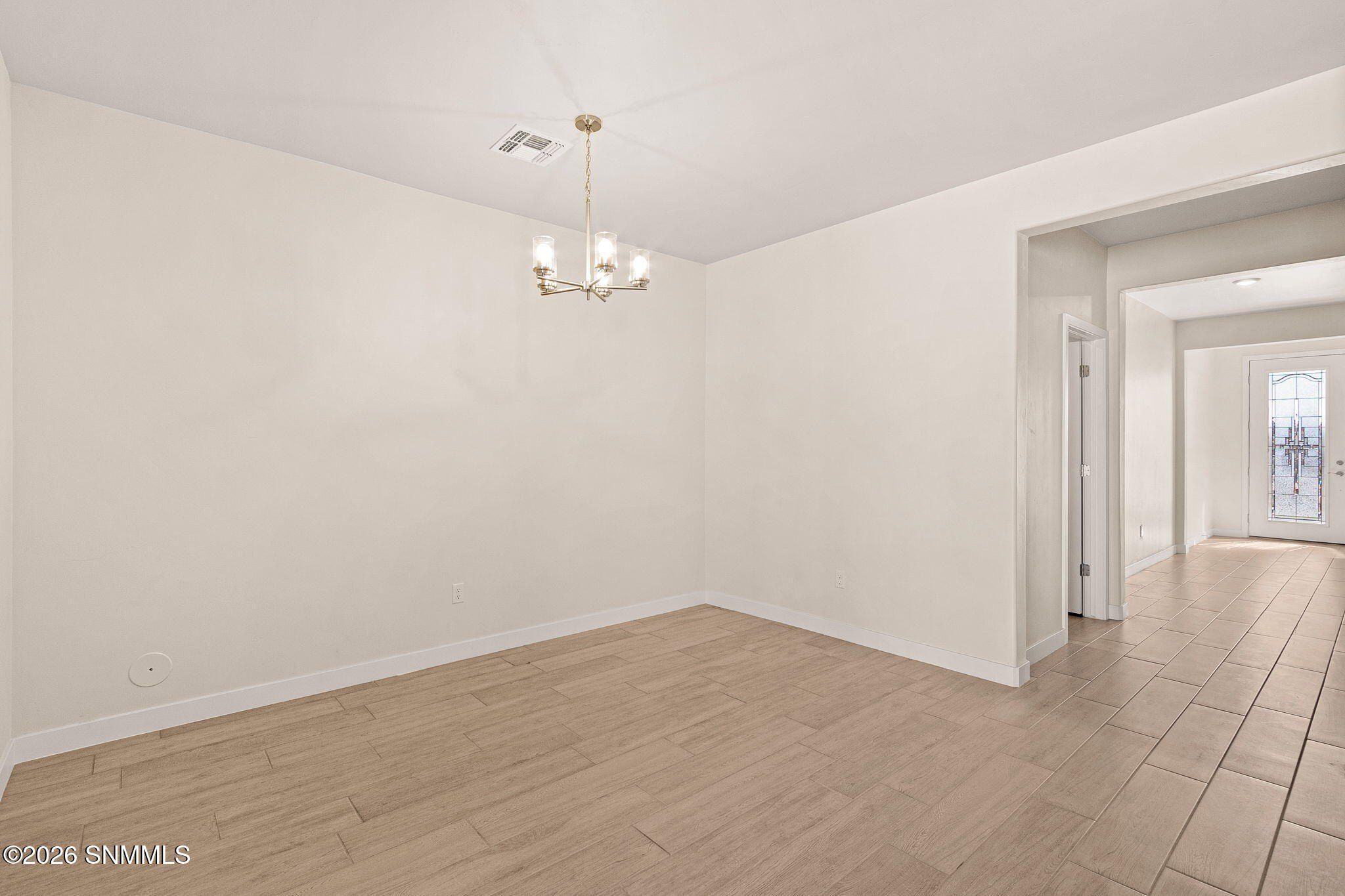 5104 Venado Street. Las Cruces, NM 88012