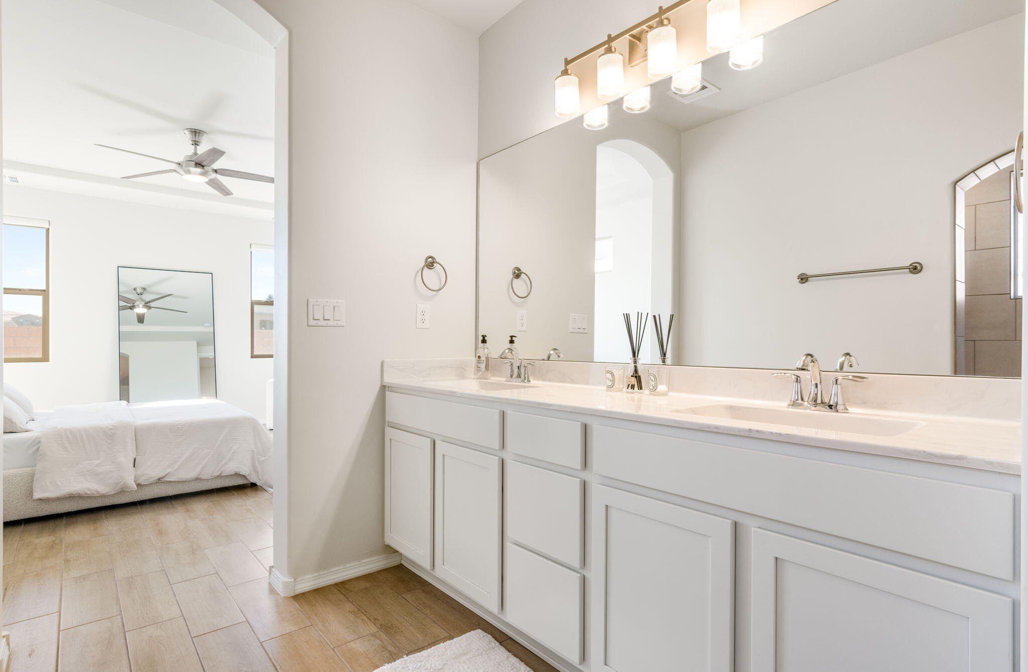 2328 Melon Ridge Loop Ne. Rio Rancho, NM 87144