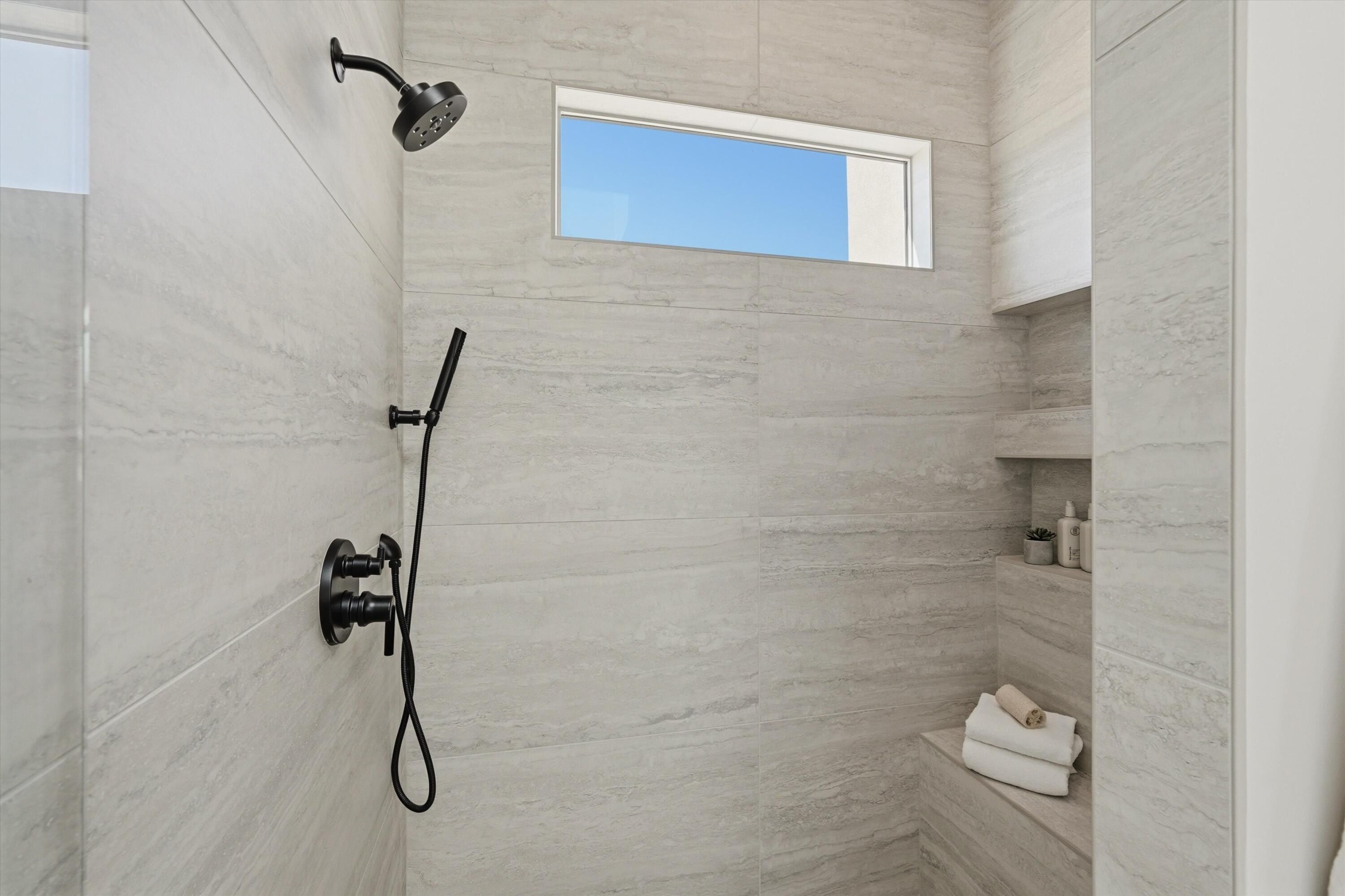 2608 Abrazo Road Ne. Rio Rancho, NM 87124