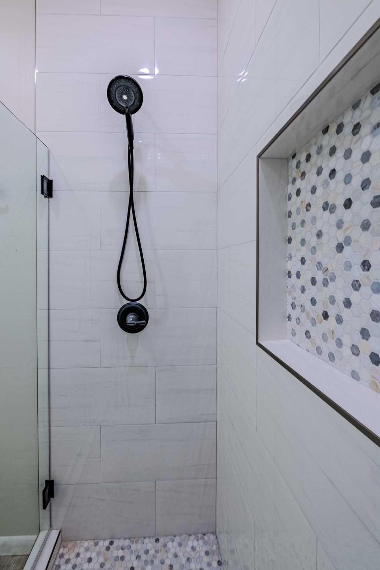 605 Colorado Mountain Road Ne. Rio Rancho, NM 87124