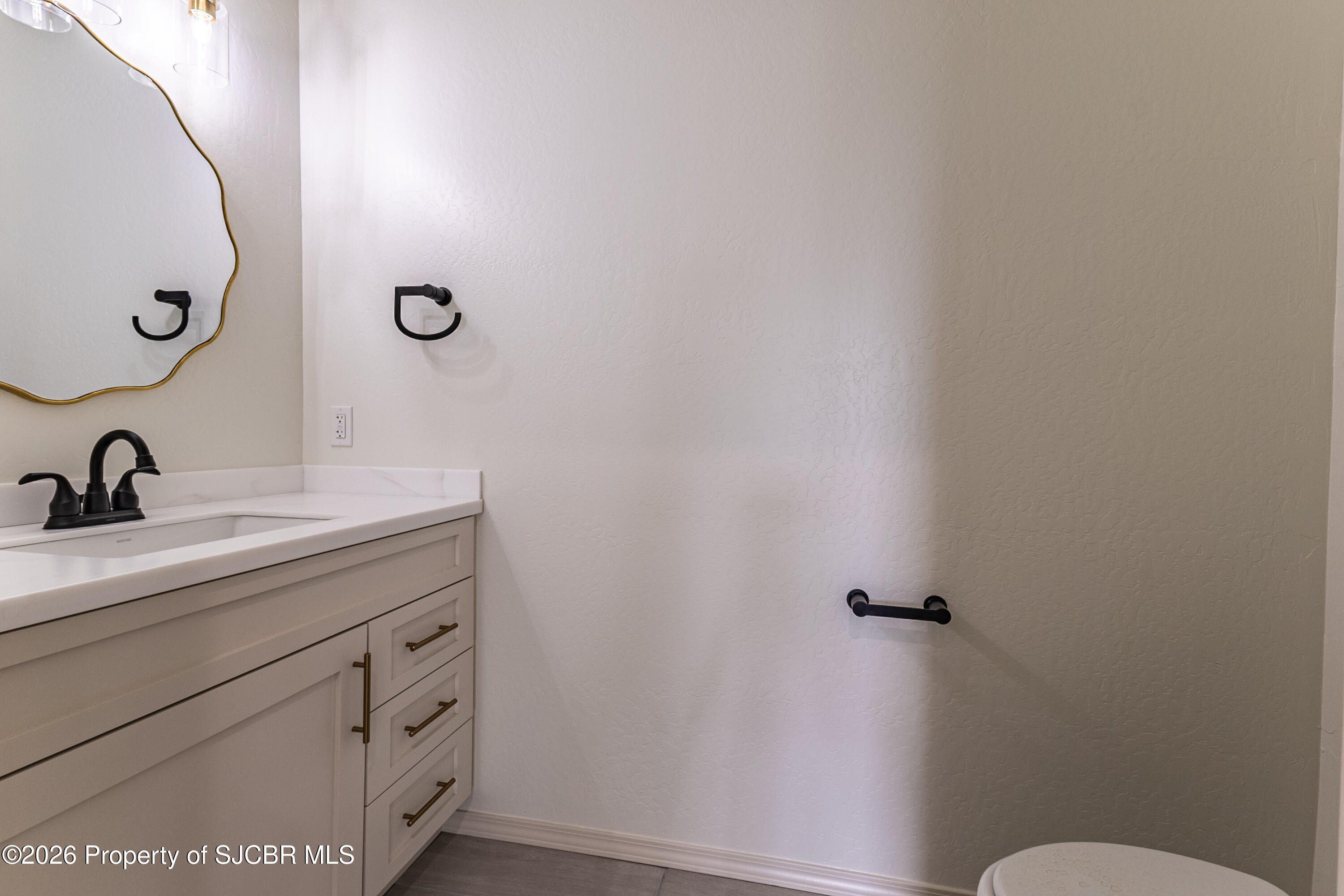 4518 La Colina Court. Farmington, NM 87401