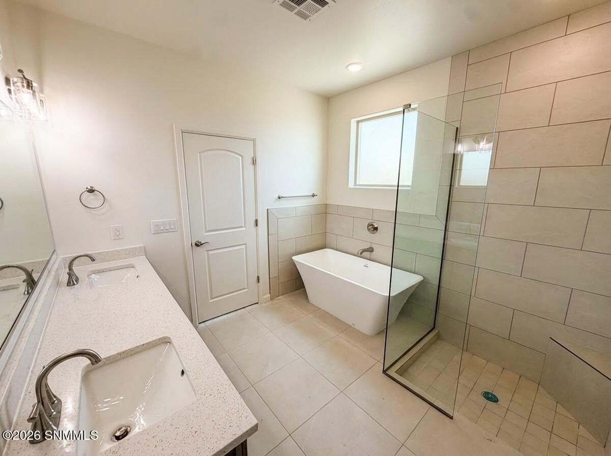 7309 Ultramarine Road. Las Cruces, NM 88012