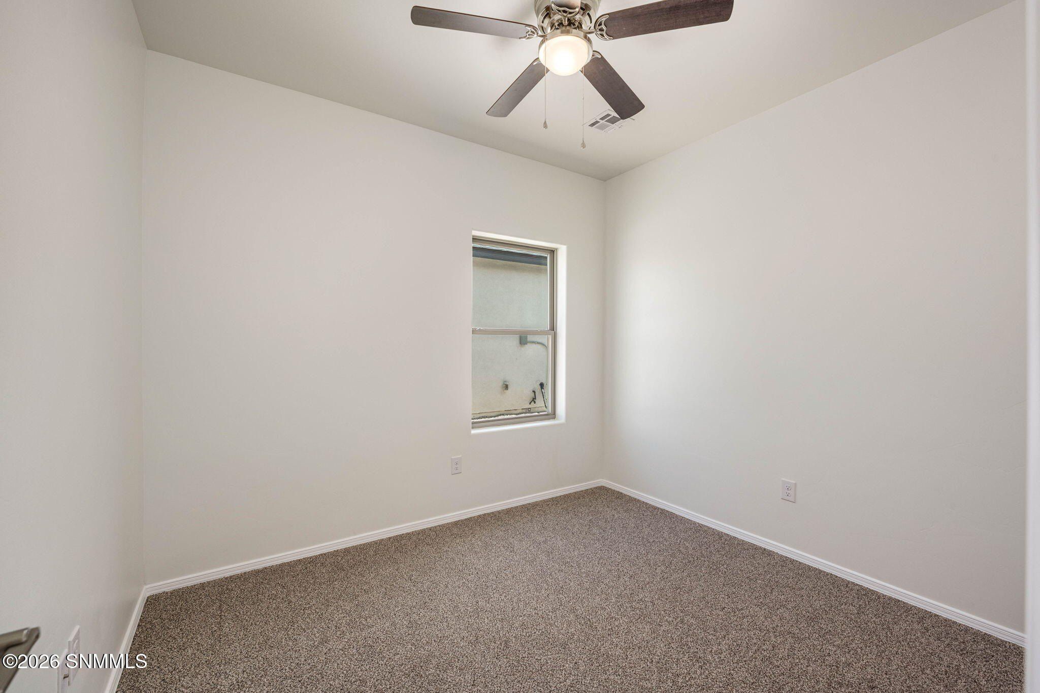 5922 Diaz Loop. Las Cruces, NM 88012