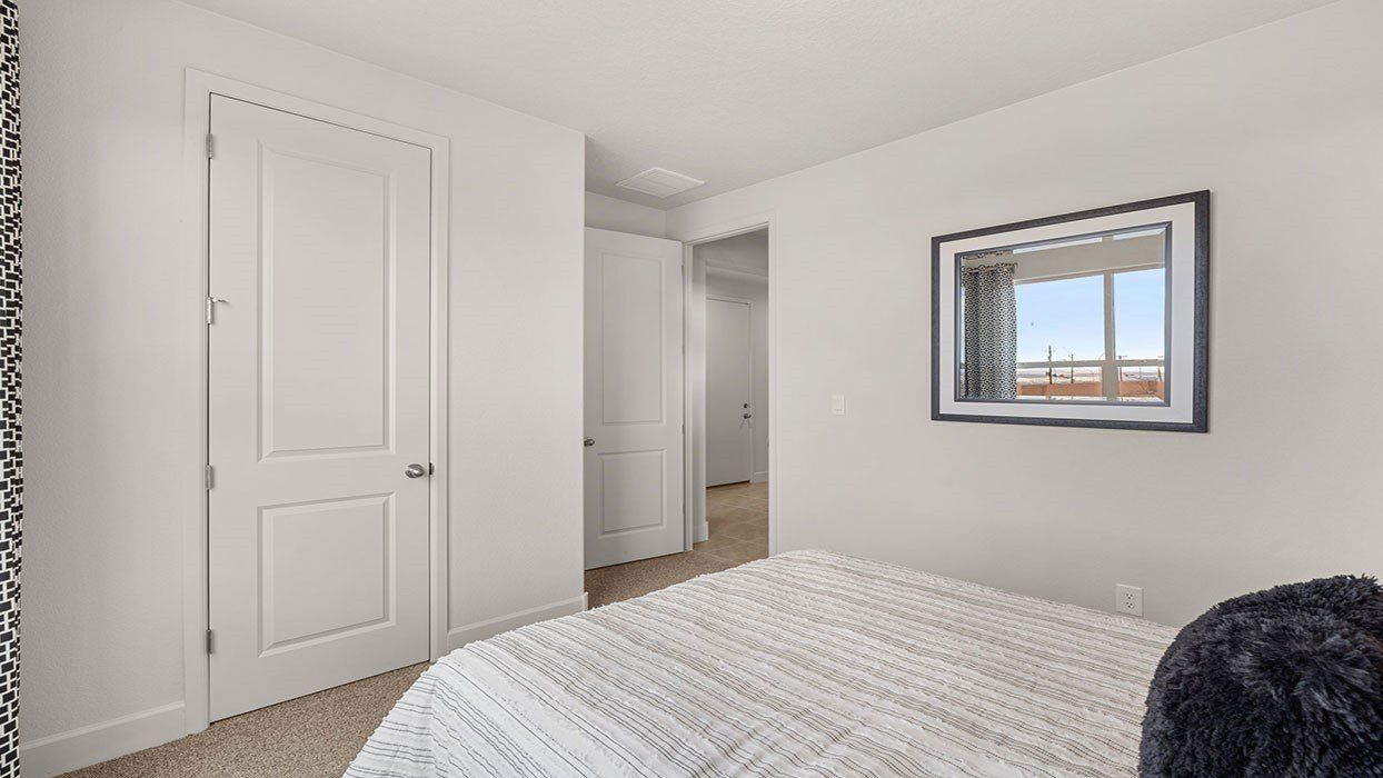 3314 Los Feliz. Santa Fe, NM 87507