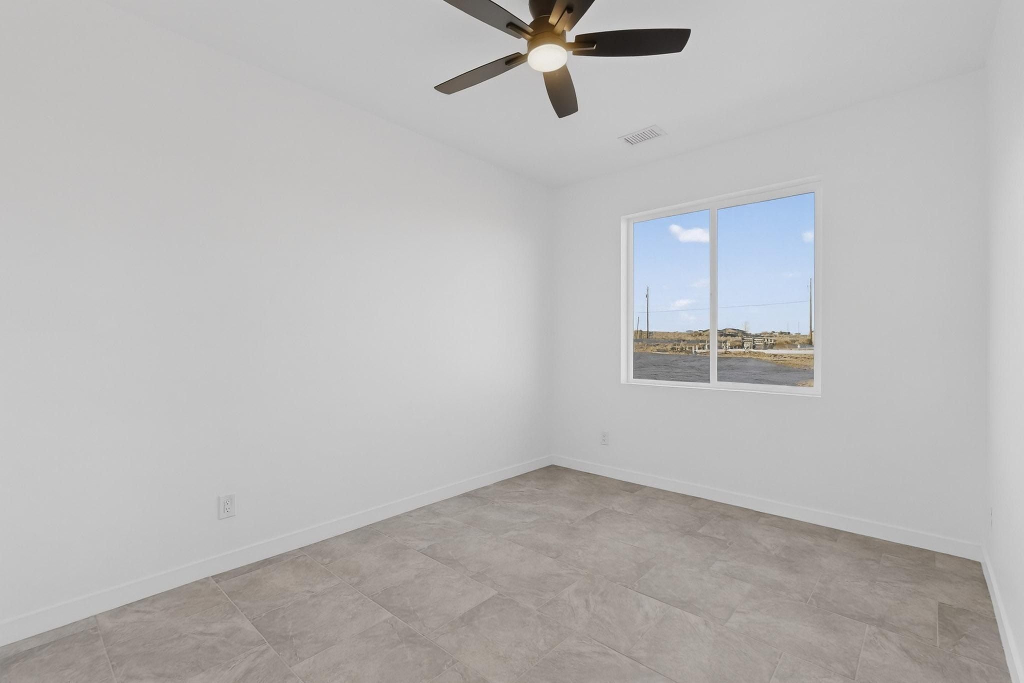 421 9Th Avenue Ne. Rio Rancho, NM 87124
