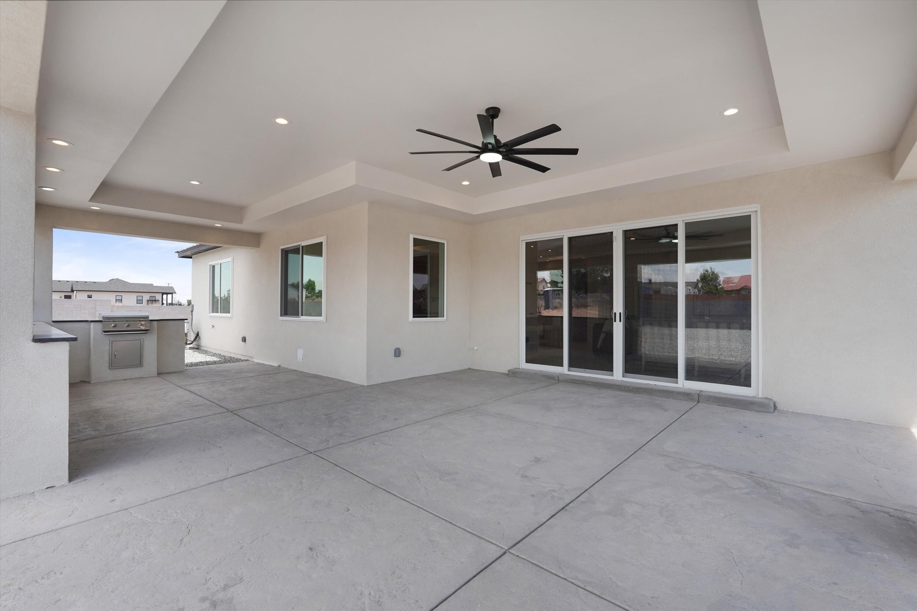 721 10Th Avenue Ne. Rio Rancho, NM 87124