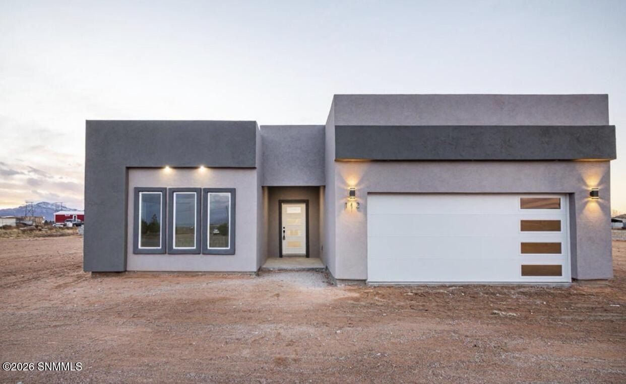 1248 Sahara Desert Drive. Chaparral, NM 88081