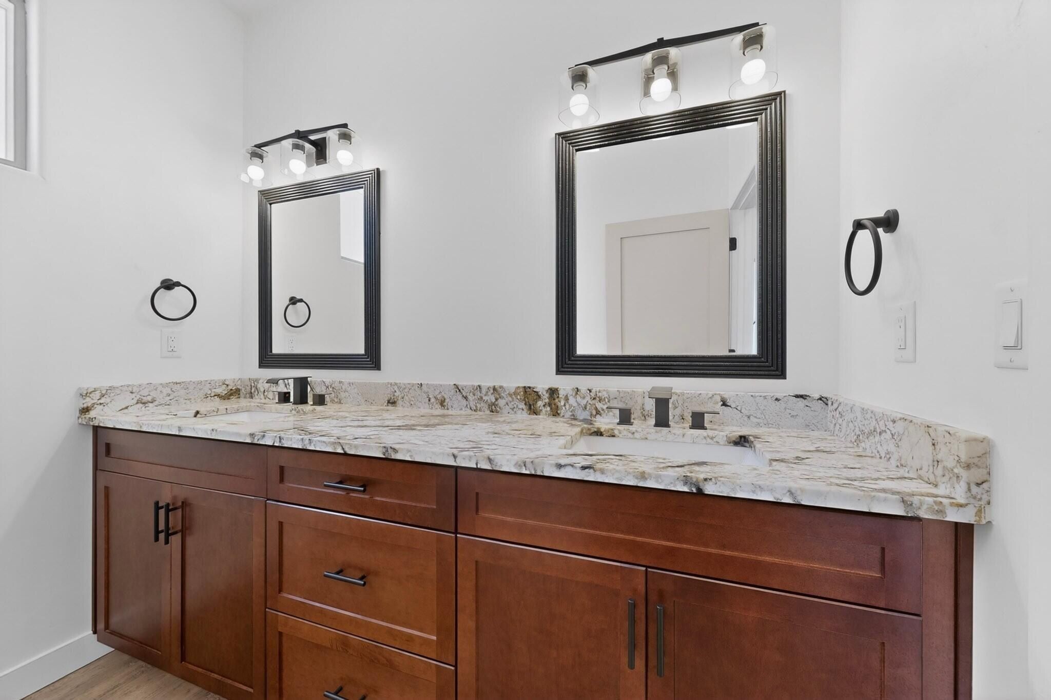 861 11Th Avenue Se. Rio Rancho, NM 87124