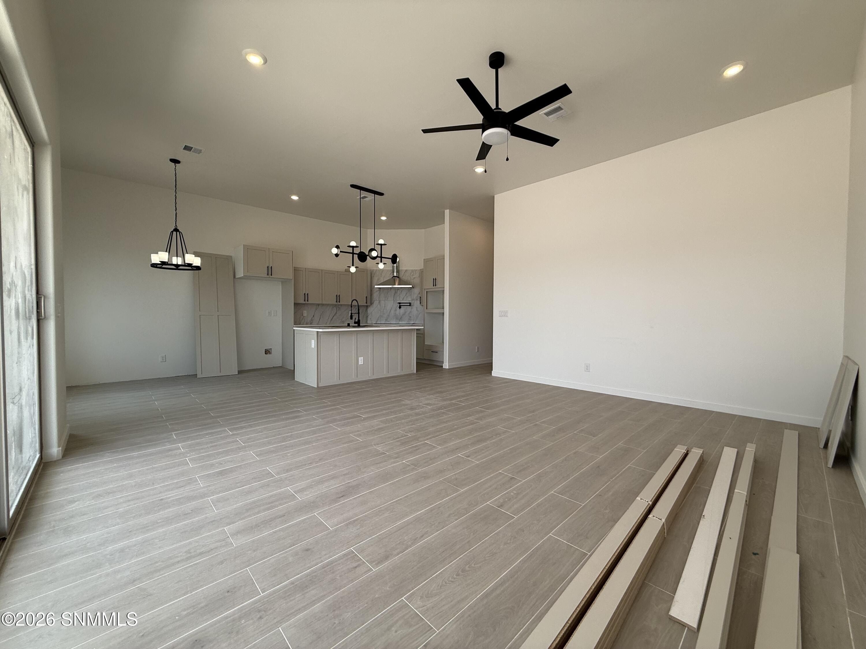 Daybreak Street. Las Cruces, NM 88012