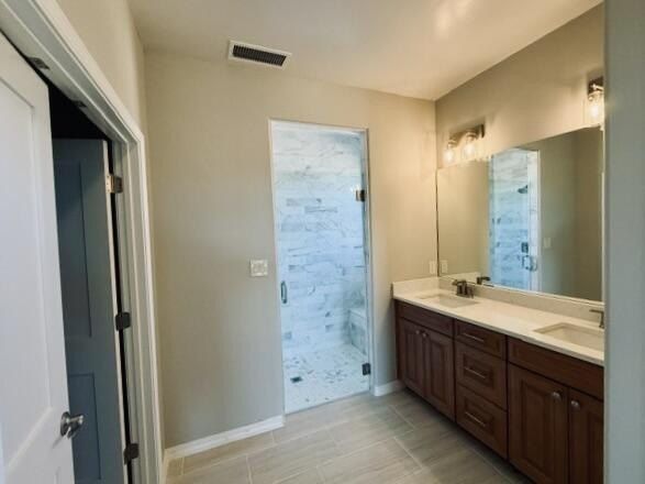 39 Wildwood Drive. Edgewood, NM 87015