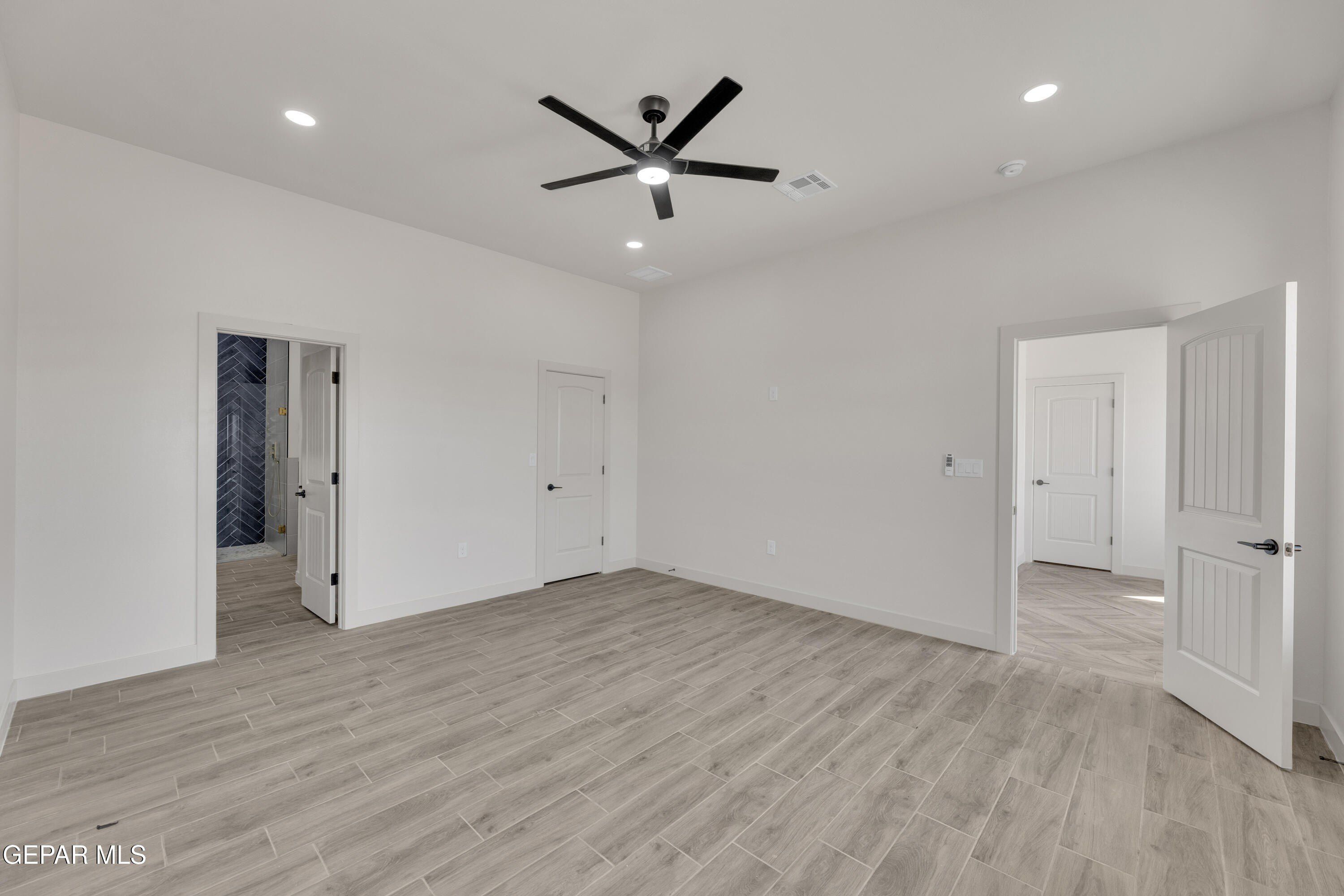 1405 Nambi Desert Drive. Chaparral, NM 88081