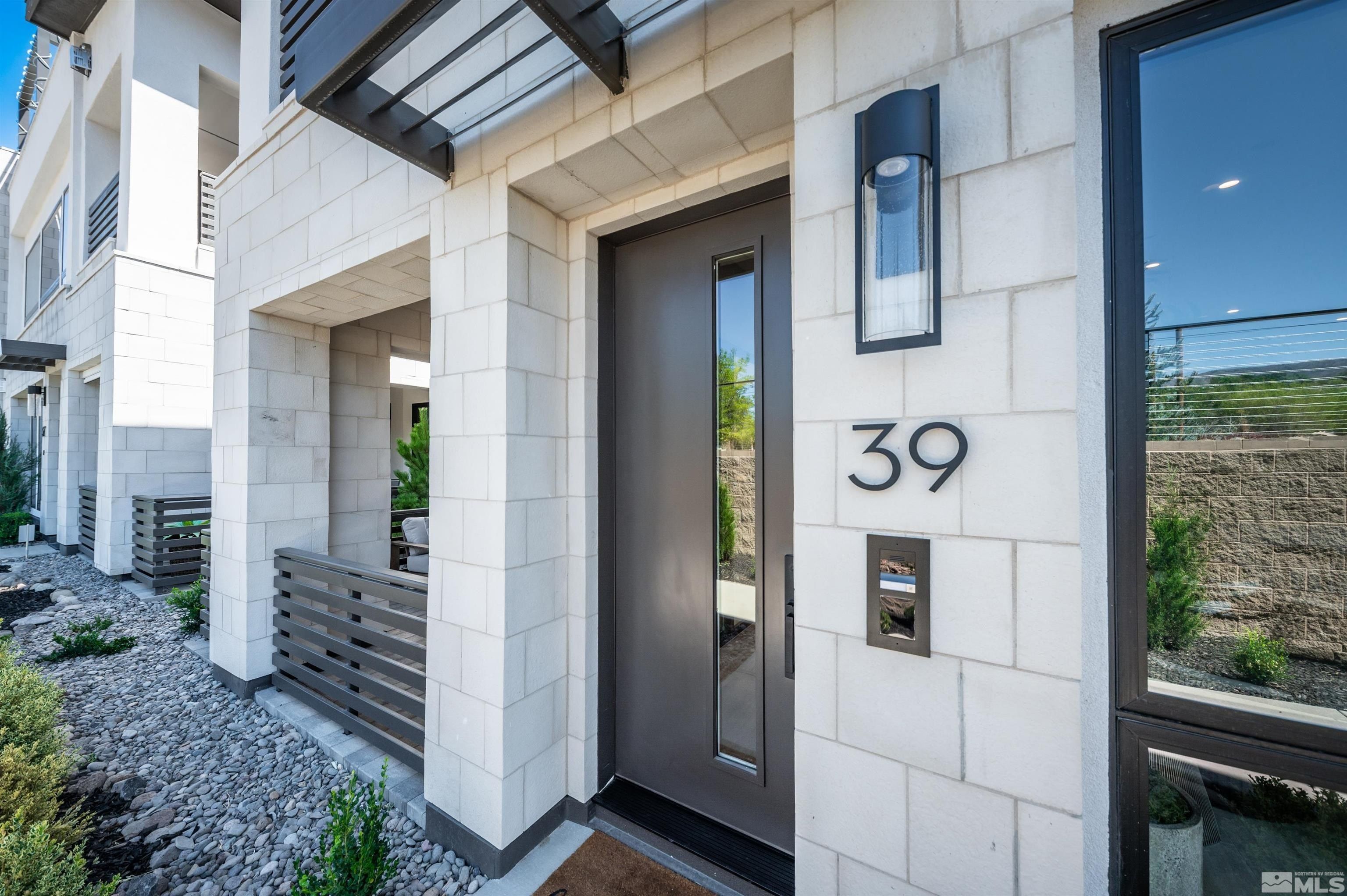 39 Campolina Street. Reno, NV 89511
