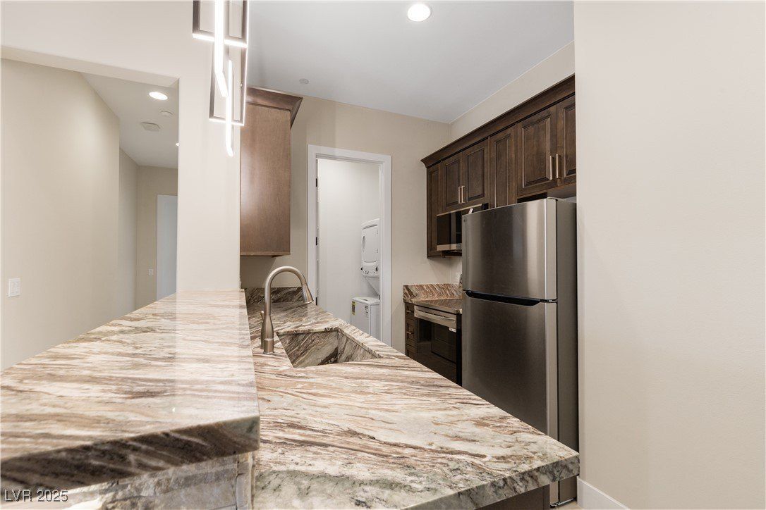 9865 Bright Angel Way. Las Vegas, NV 89149