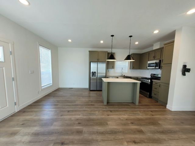 1624 Palm Street. Las Vegas, NV 89104