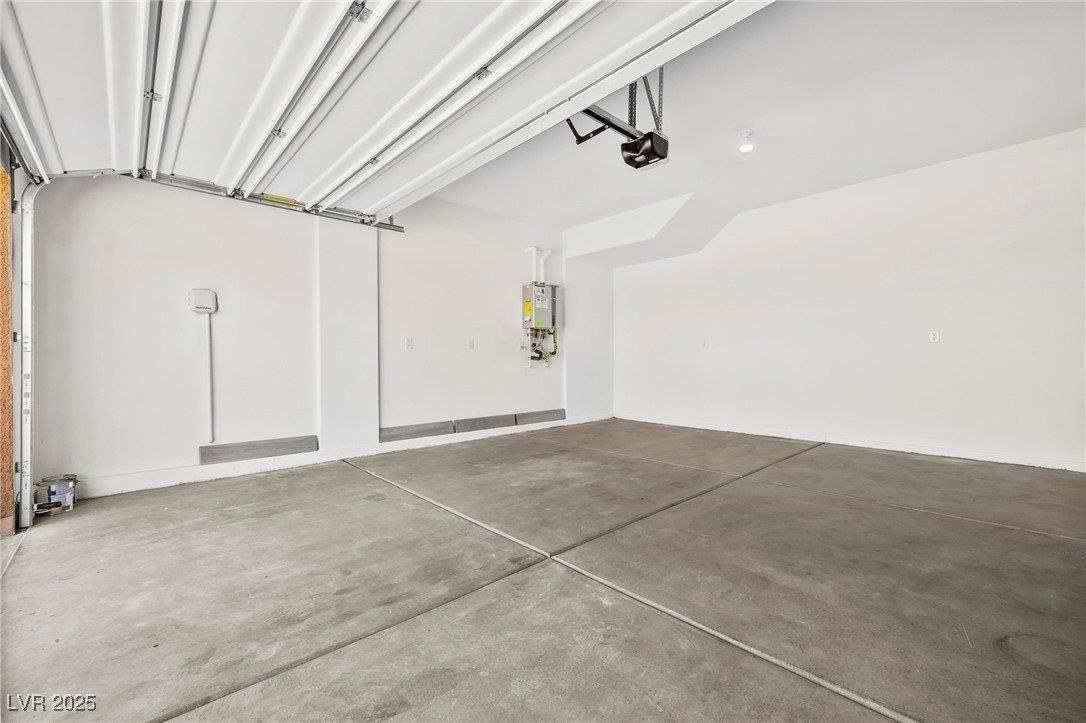 3404 Castlefields Drive. North Las Vegas, NV 89081