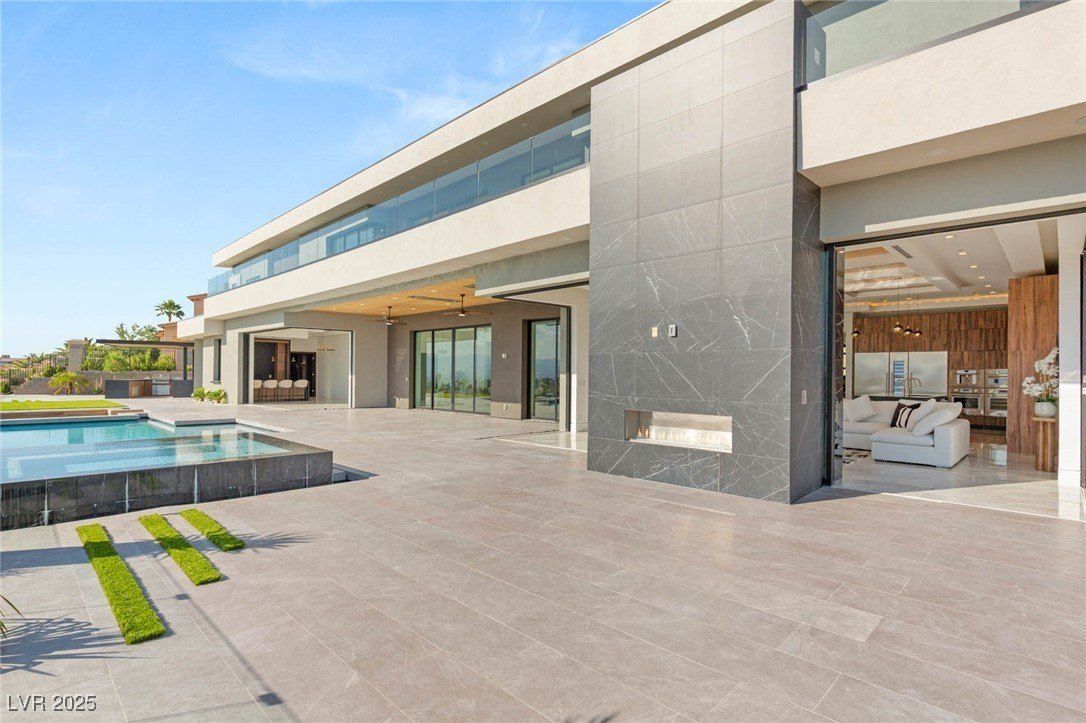 2695 Ponte Vecchio Terrace. Henderson, NV 89052