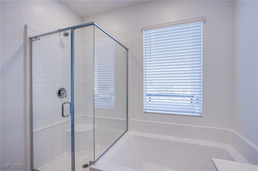 31 Newport Edge Place. Henderson, NV 89015