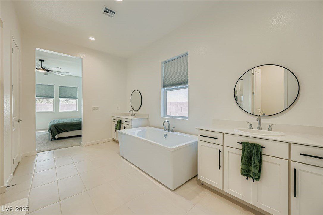 7038 Silver Palace Street. Las Vegas, NV 89131