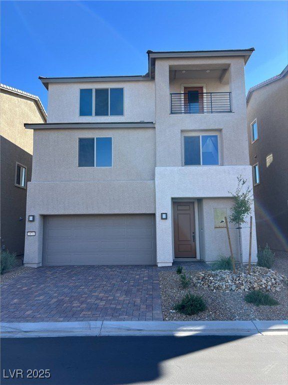 5670 Spring Trellis Street. Las Vegas, NV 89113