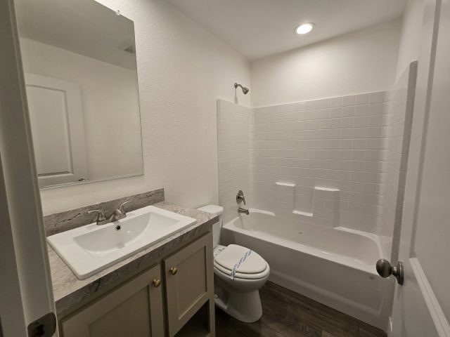 4650 E Carey Ave. Las Vegas, NV 89115